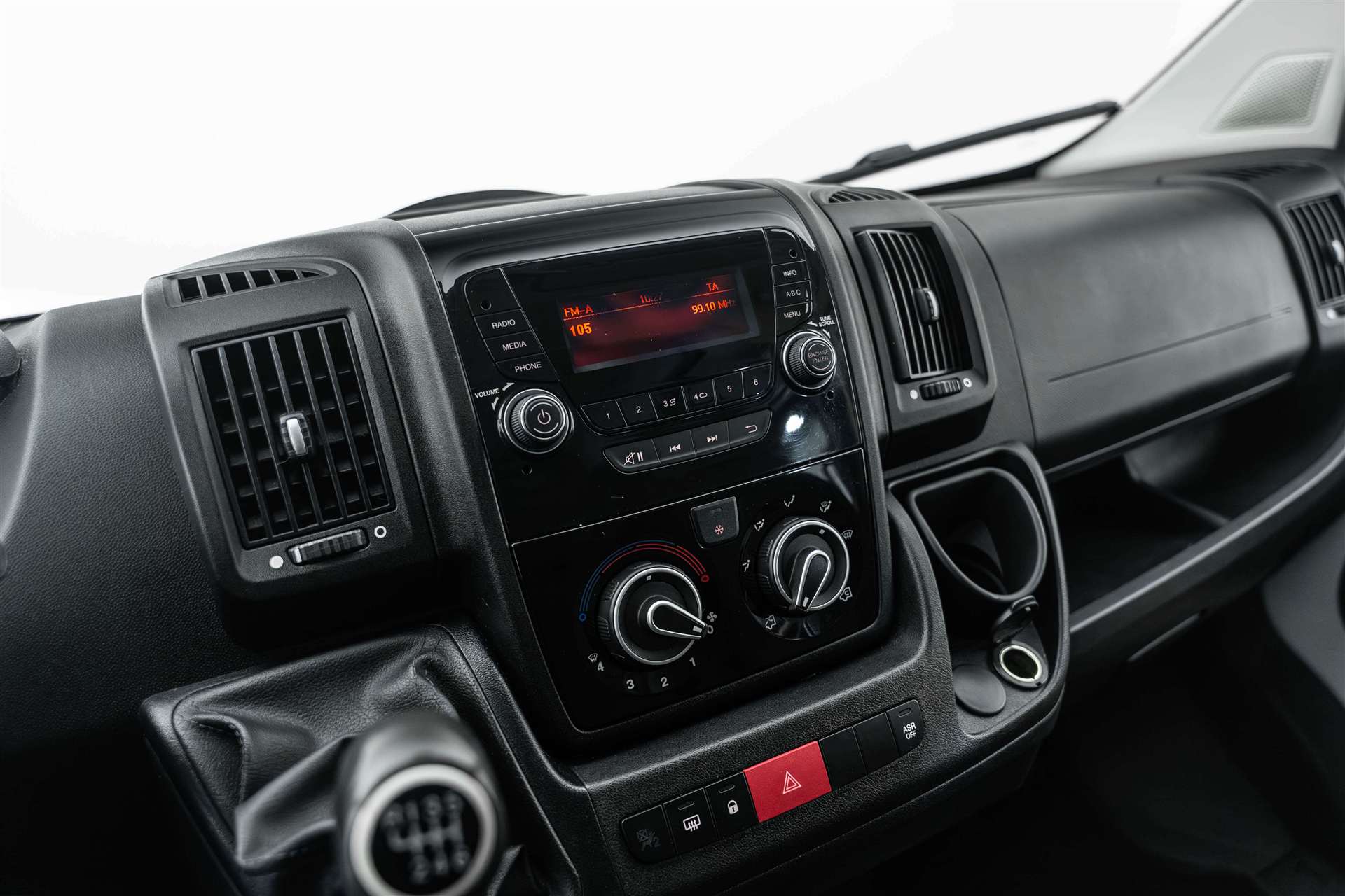 FIAT Ducato 35 3.0 CNG Natural Power 9-Plätzer-image-17