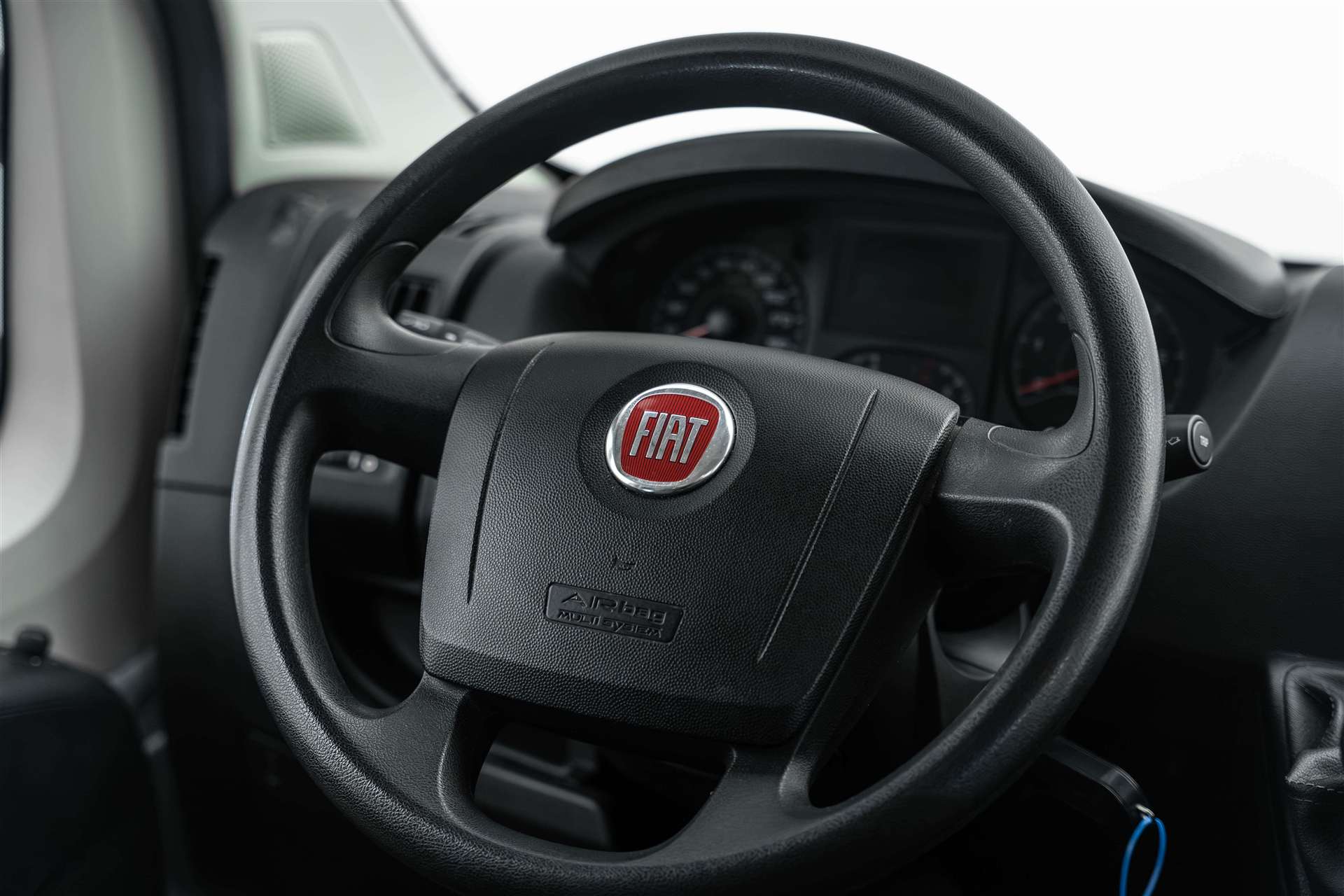 FIAT Ducato 35 3.0 CNG Natural Power 9-Plätzer-image-9