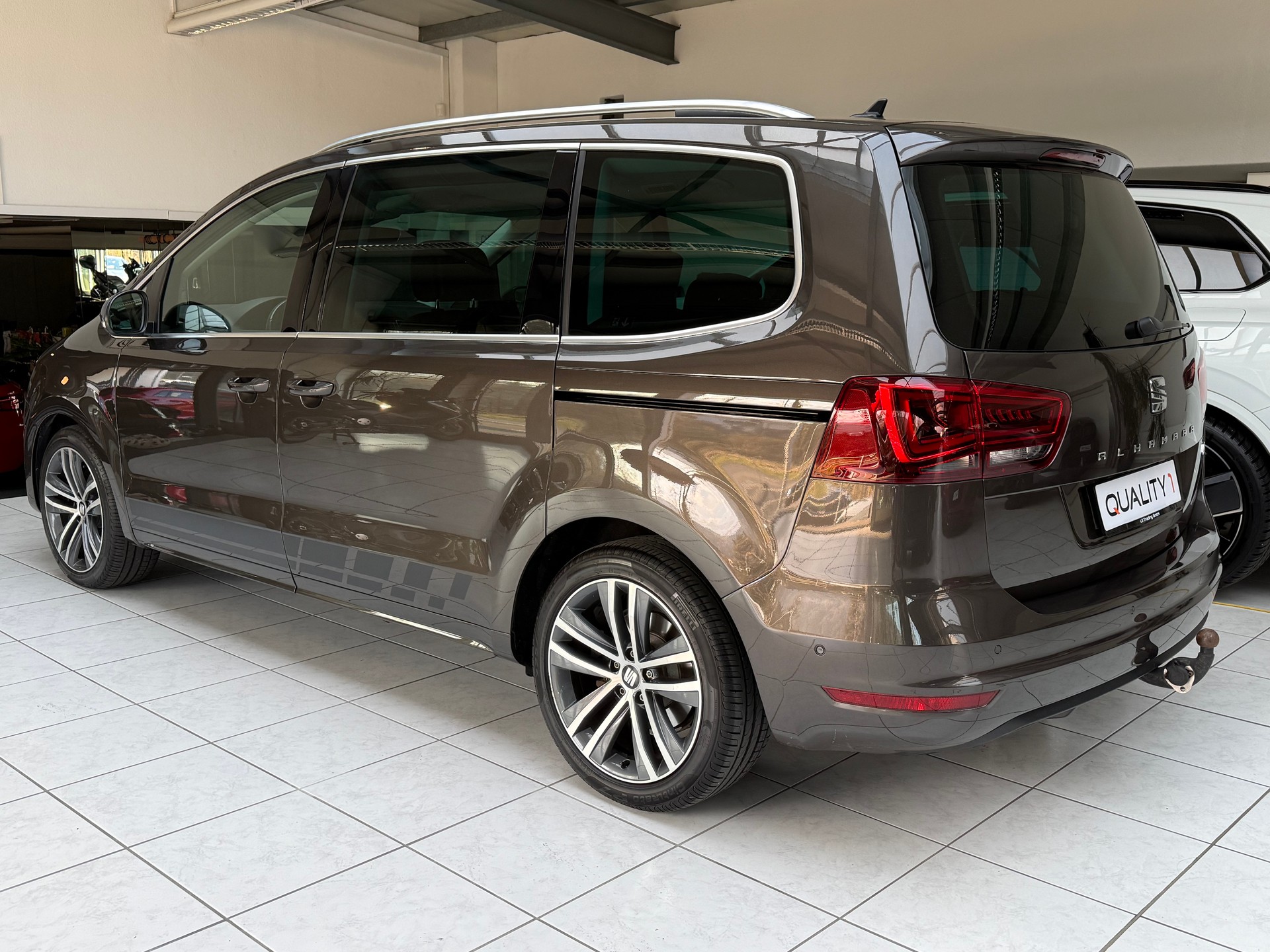 SEAT Alhambra 2.0 TDI FR Line 4Drive-image-2