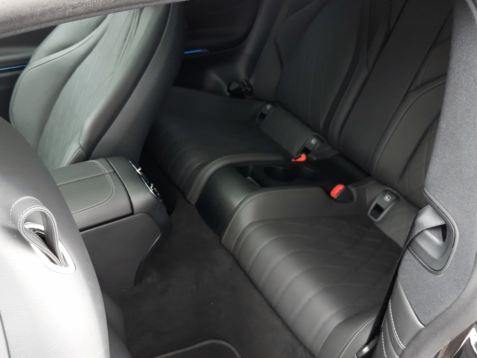 MERCEDES-BENZ CLE 300 4Matic-image-14