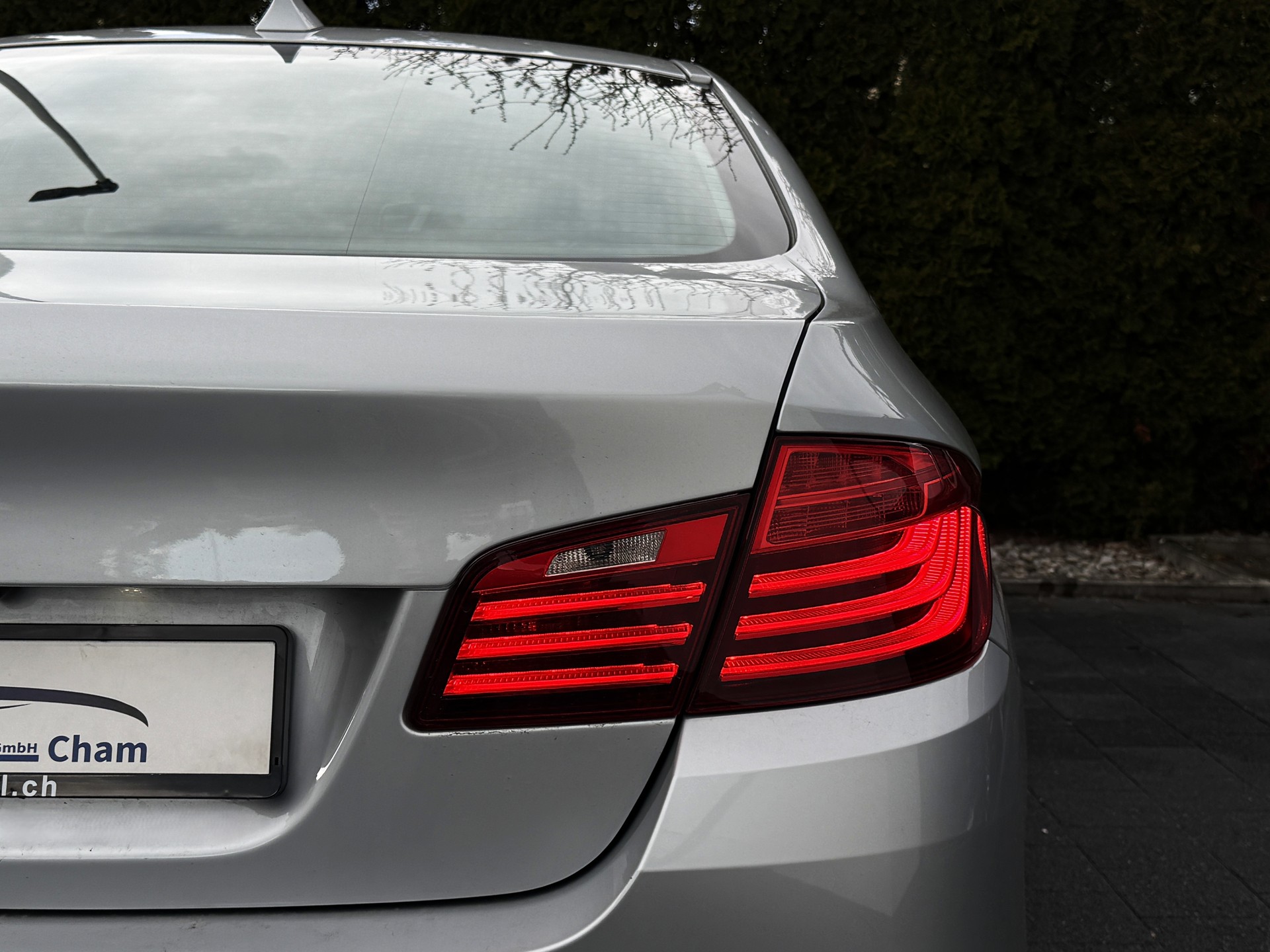 BMW 528i xDrive Steptronic-image-9