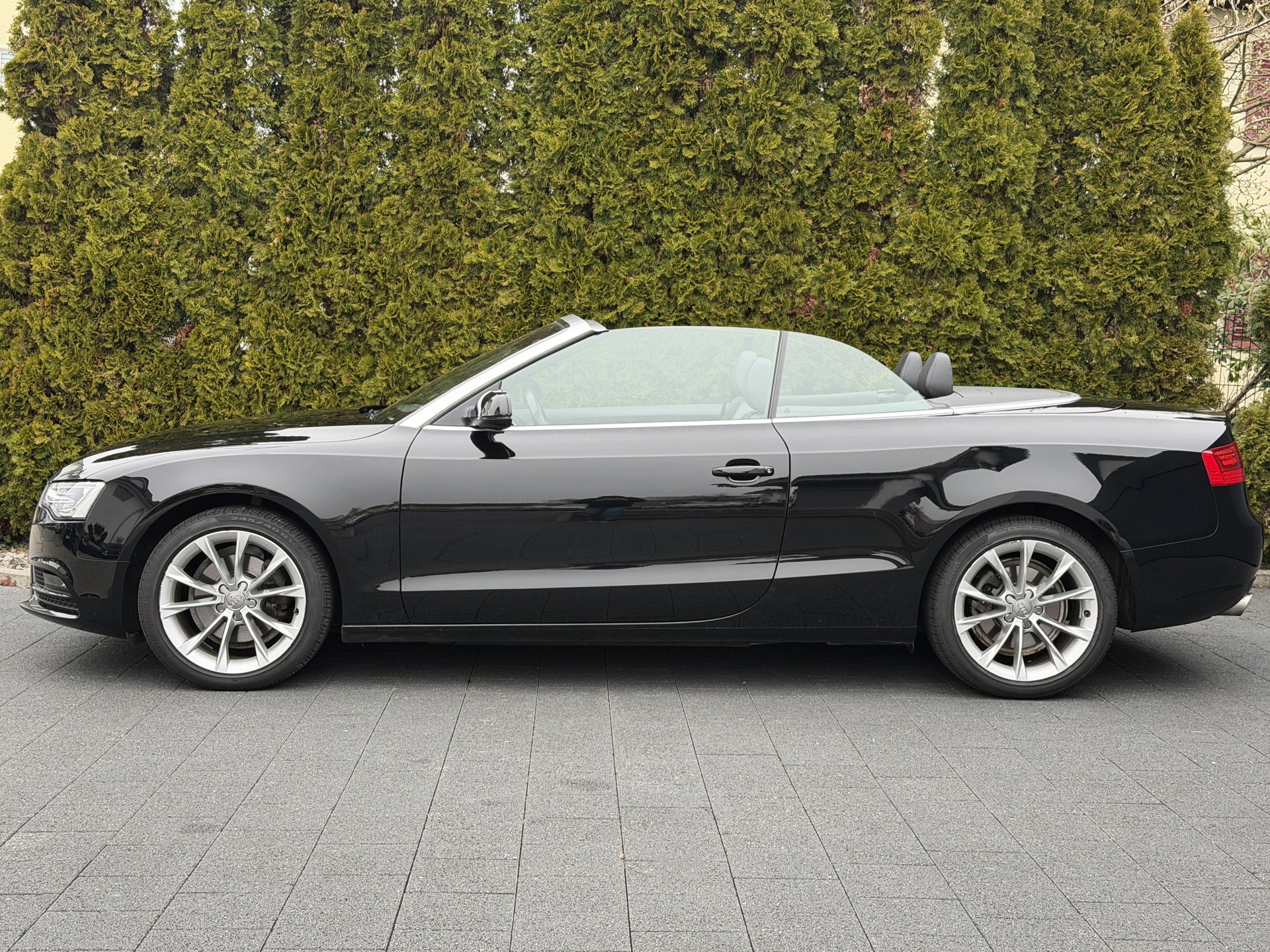 AUDI A5 Cabriolet 1.8 TFSI / CH-Fahrzeug-image-10