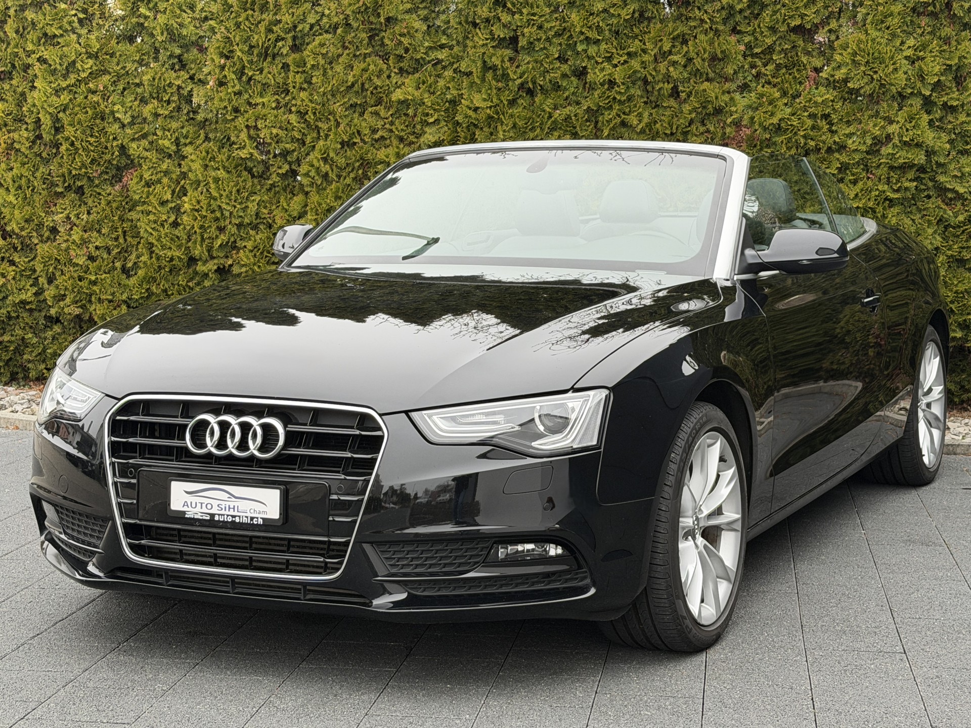 AUDI A5 Cabriolet 1.8 TFSI / CH-Fahrzeug-showroom-element-2