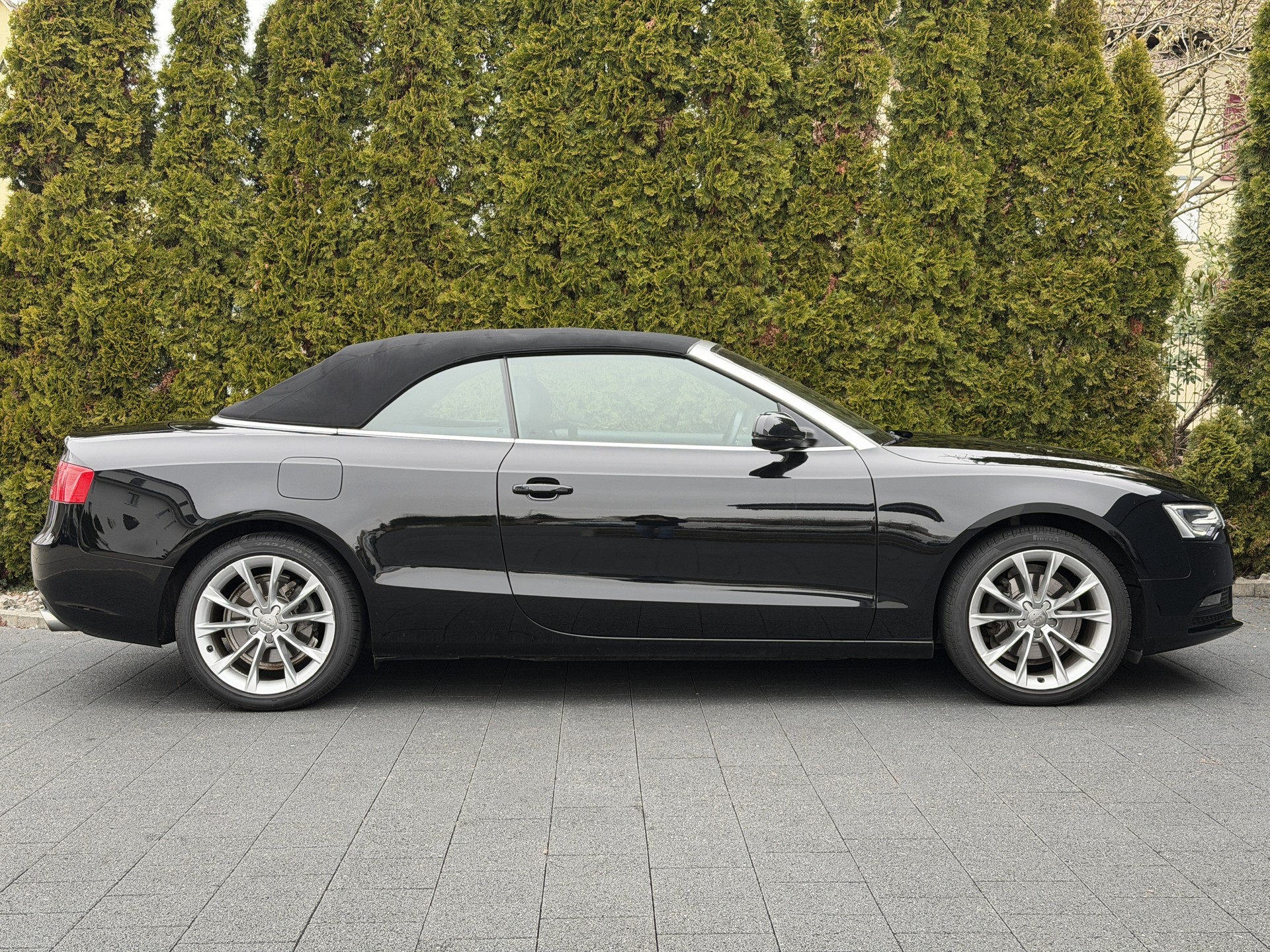 AUDI A5 Cabriolet 1.8 TFSI / CH-Fahrzeug-image-8