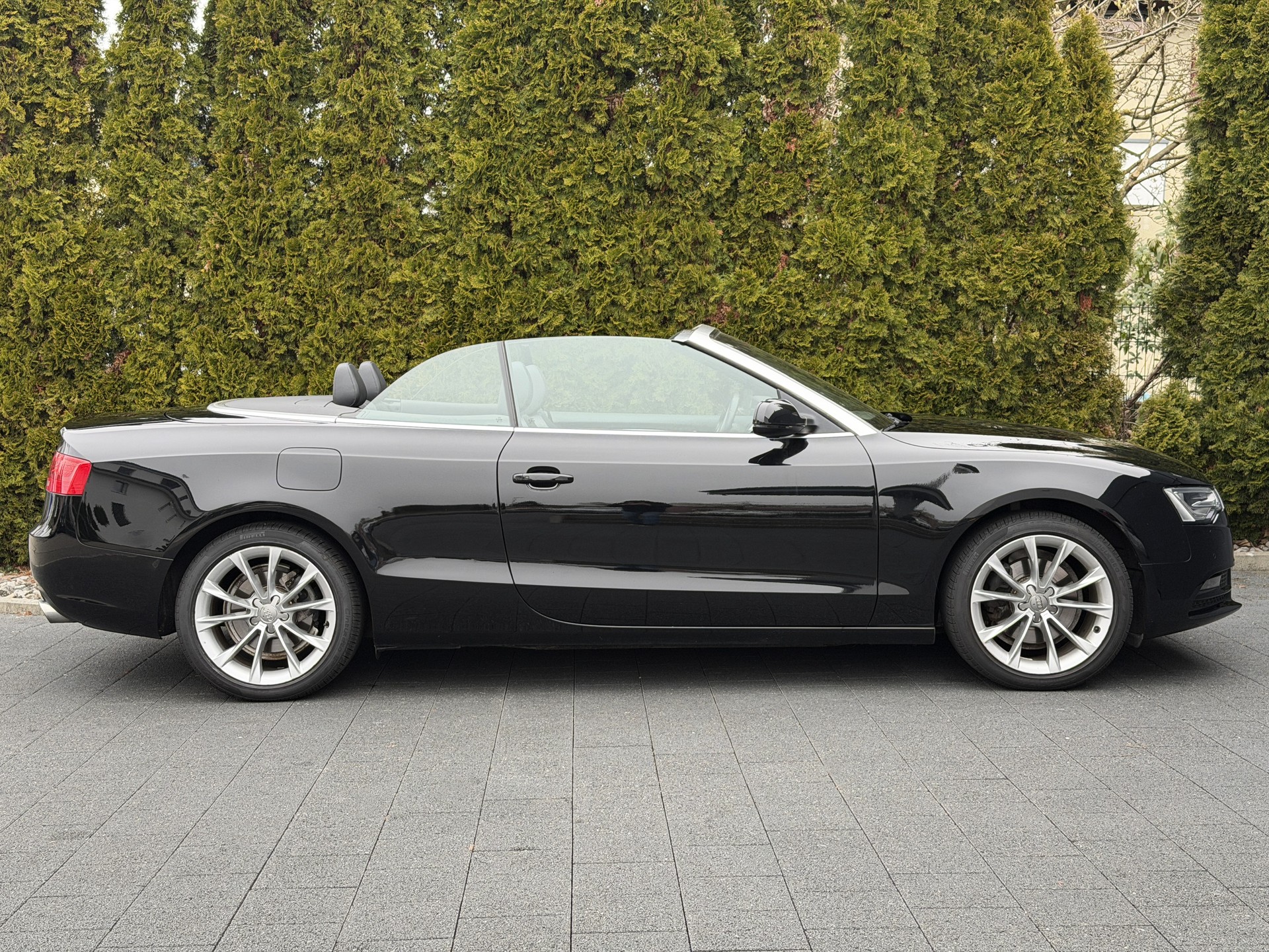AUDI A5 Cabriolet 1.8 TFSI / CH-Fahrzeug-image-7