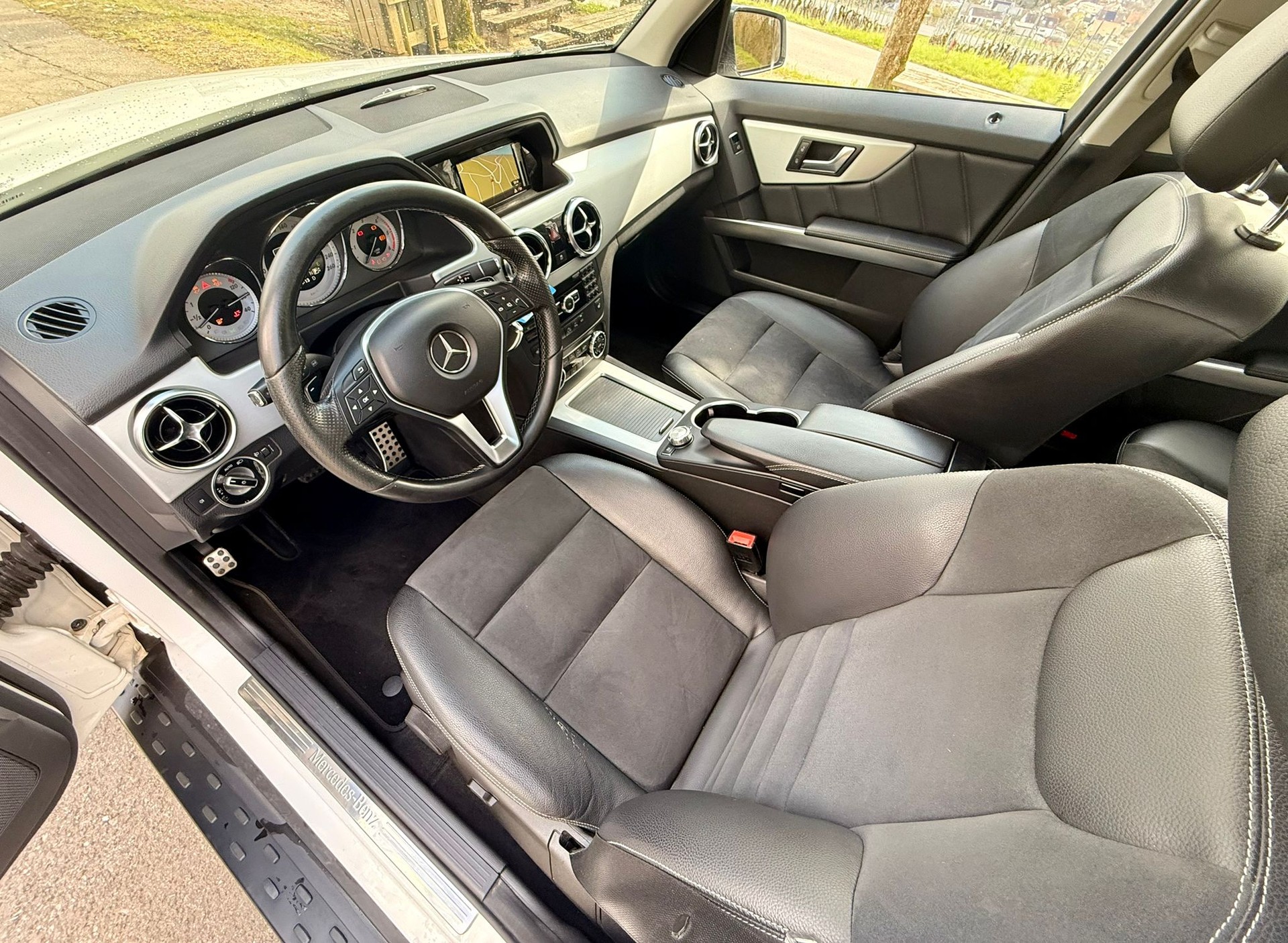 MERCEDES-BENZ GLK 220 CDI 4Matic 7G-Tronic-image-21