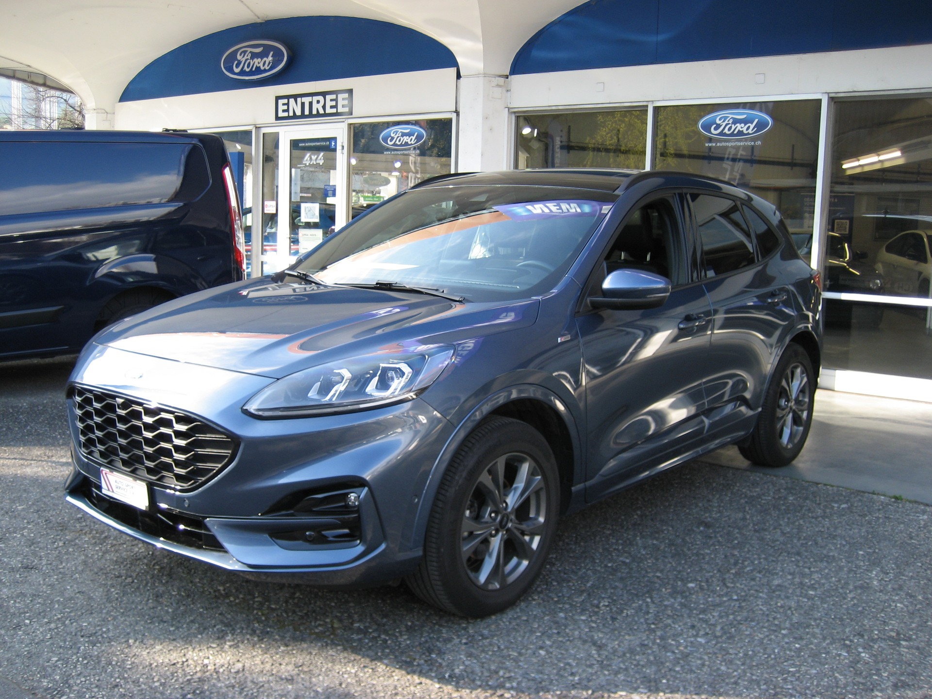 FORD Kuga 2.5 FHEV ST-Line X 4WD