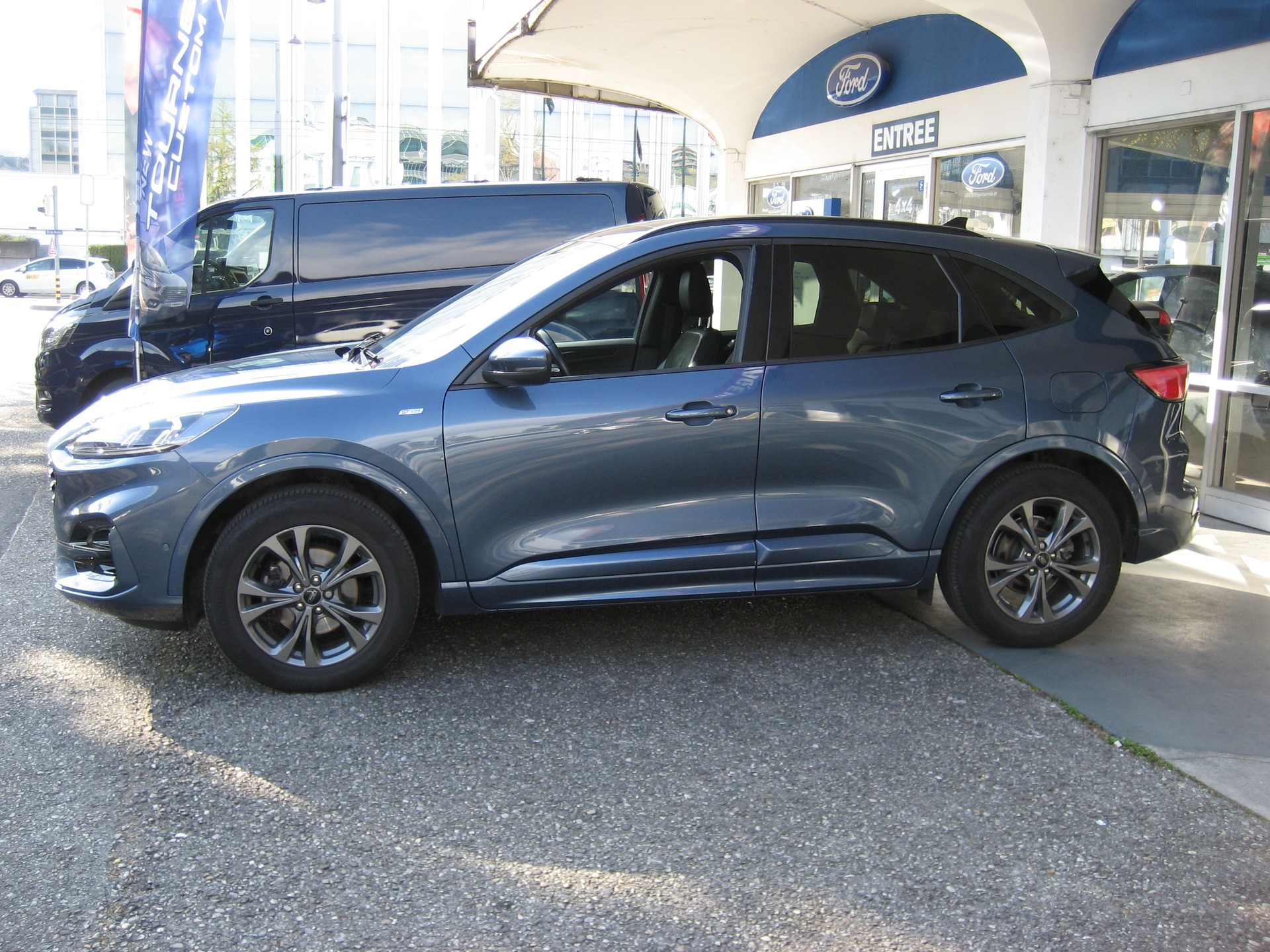 FORD Kuga 2.5 FHEV ST-Line X 4WD-image-1