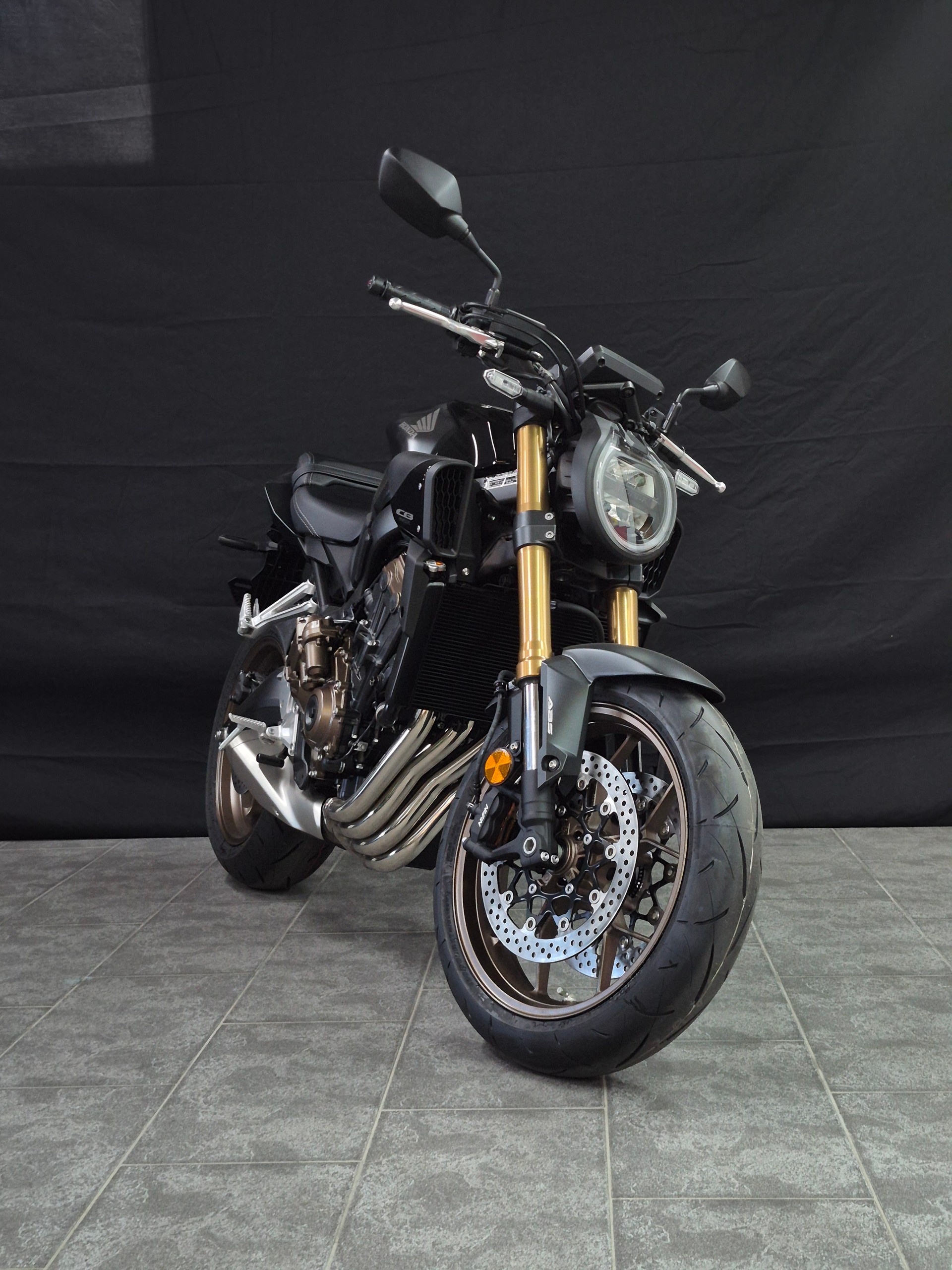 HONDA CB 650 R E-Clutch-image-7
