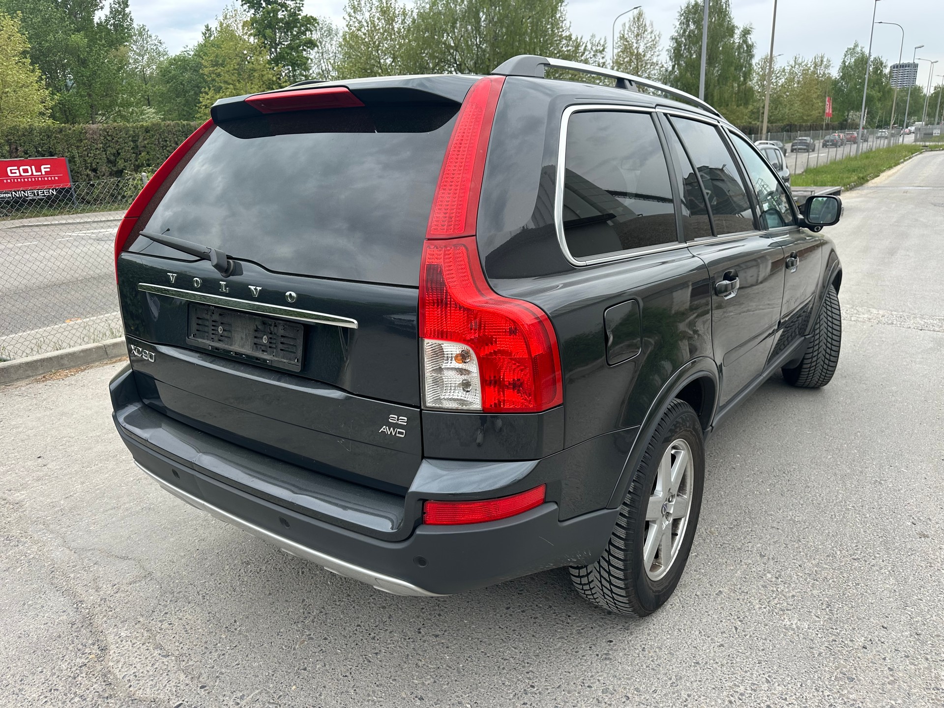 VOLVO XC90 3.2 AWD Inscription Geartronic-showroom-element-3