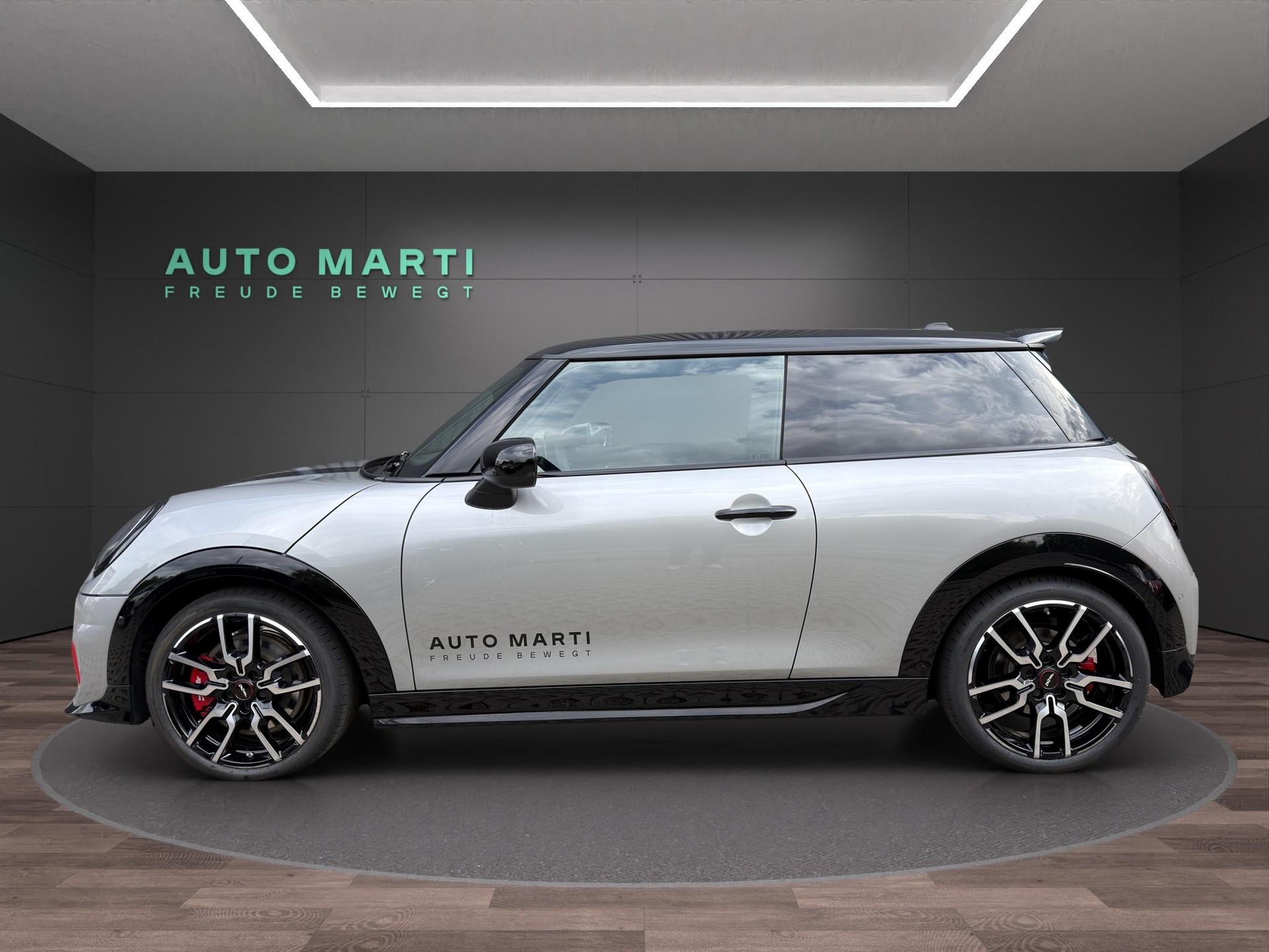 MINI F66 2.0i John Cooper Works-showroom-element-1