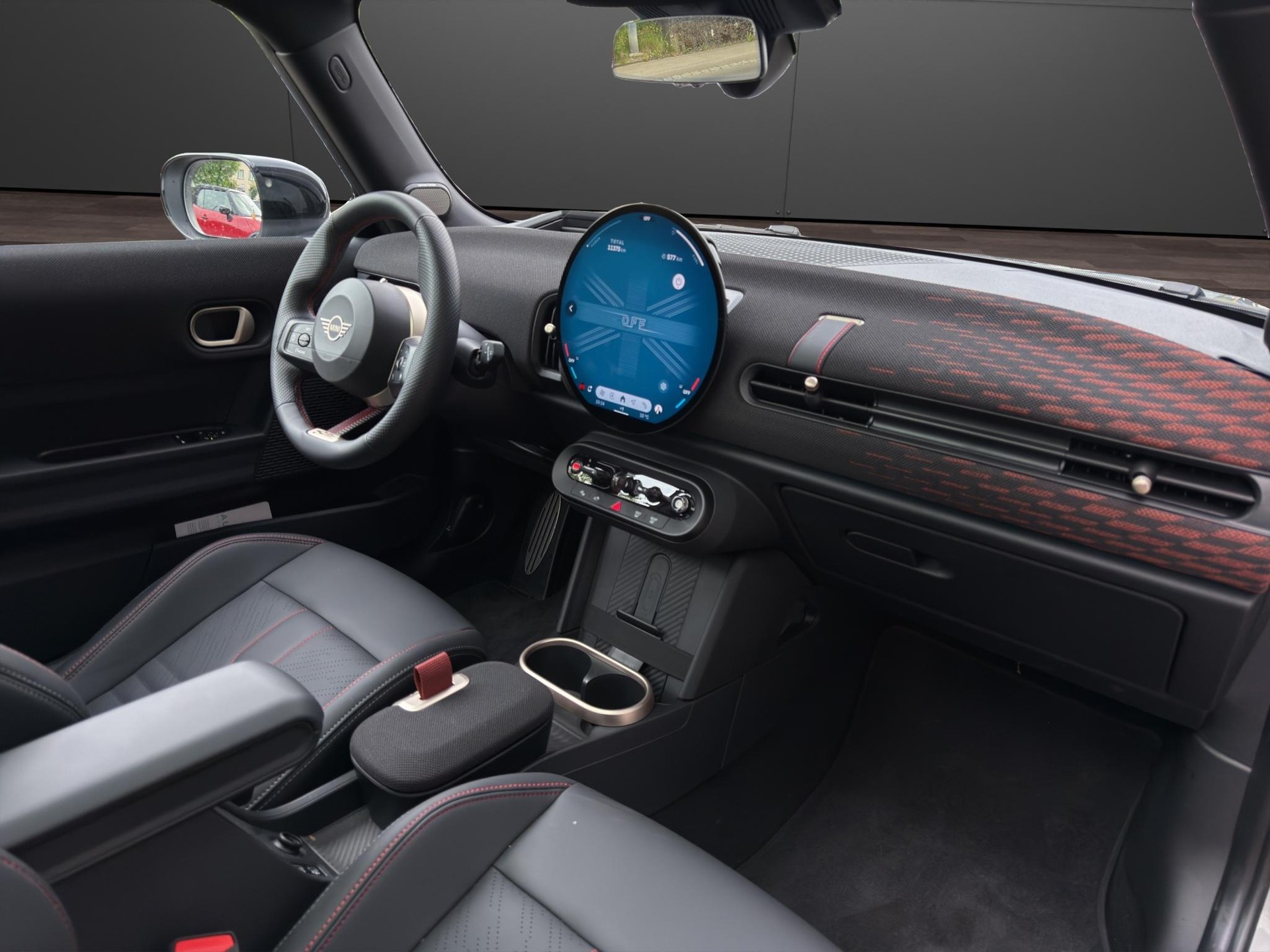 MINI F66 2.0i John Cooper Works-image-13