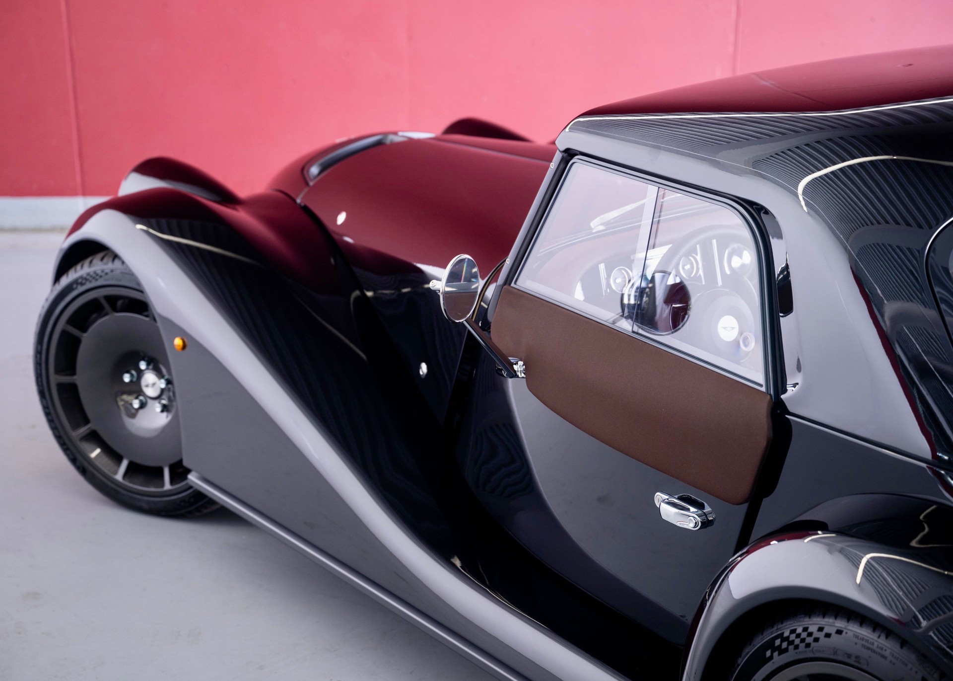 MORGAN Supersport 3.0 Bespoke (Swiss New car,, sports exhaust, hardtop, 30-month factory warranty)-image-11