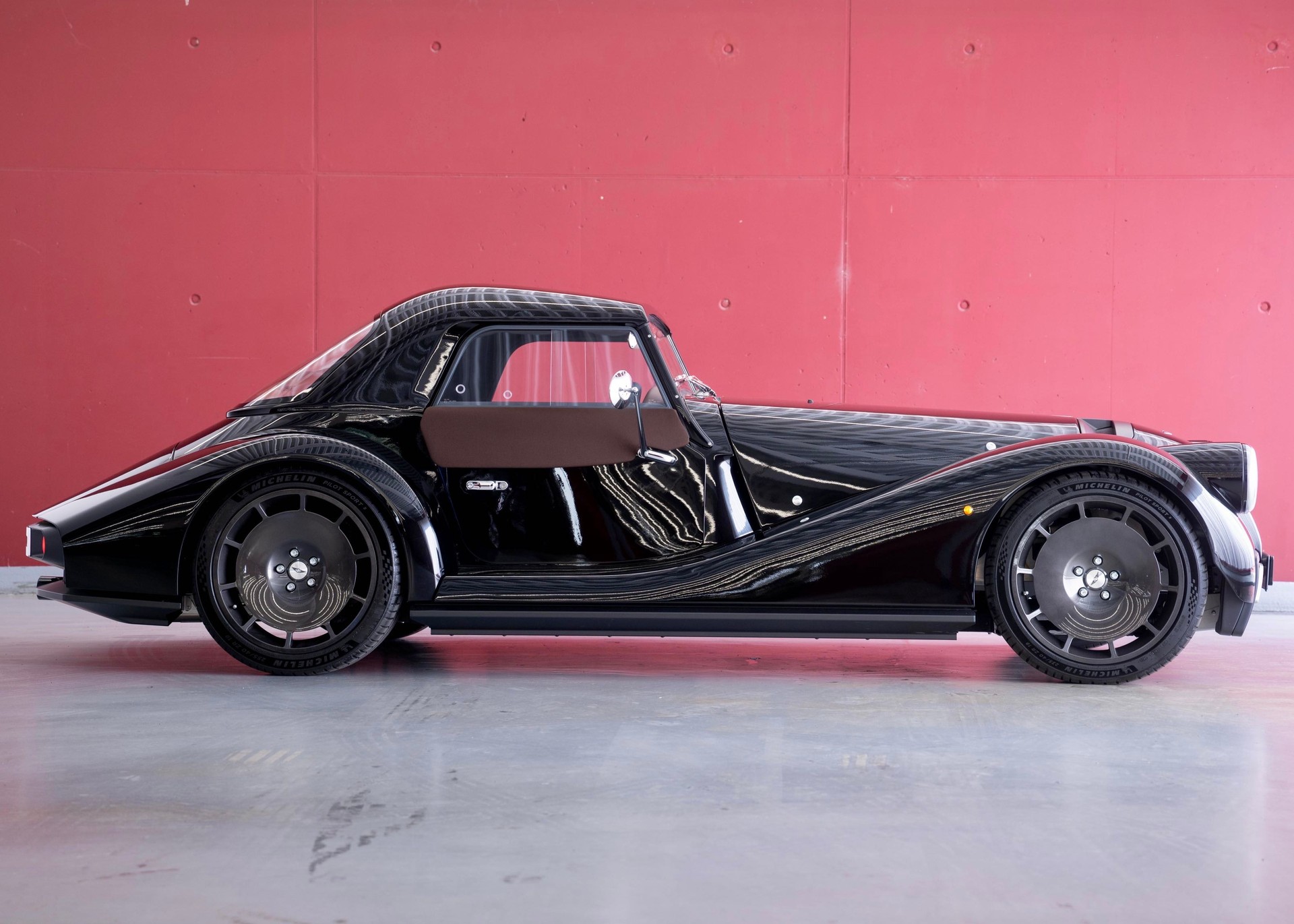 MORGAN Supersport 3.0 Bespoke (Swiss New car,, sports exhaust, hardtop, 30-month factory warranty)-image-6