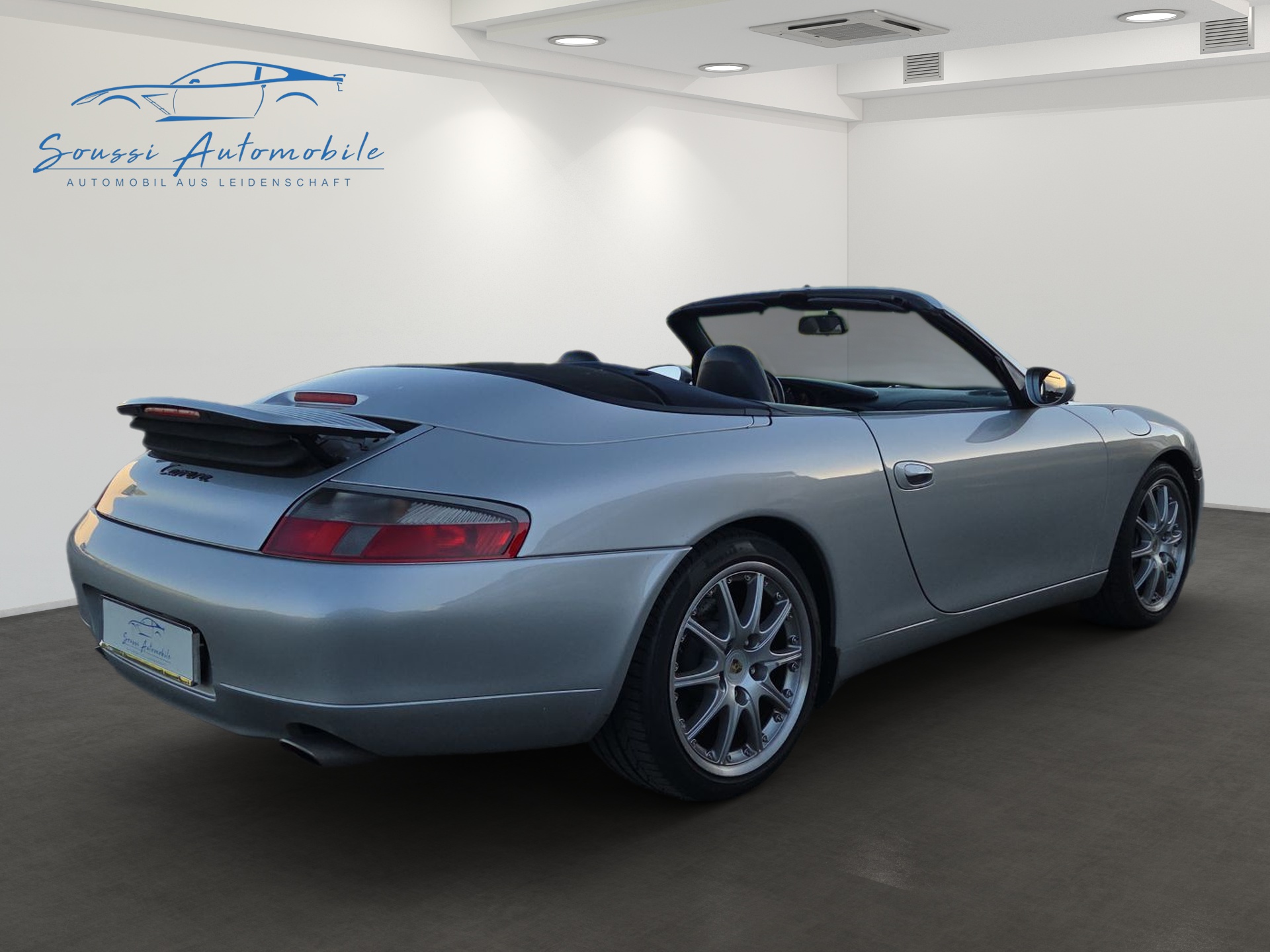PORSCHE 911 Carrera Cabrio-showroom-element-1