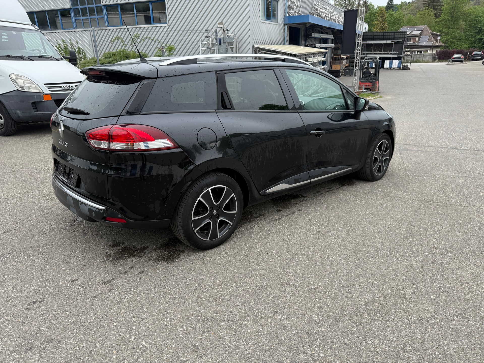 RENAULT Clio Grandtour 1.2 16V T Swiss Edition EDC-image-5