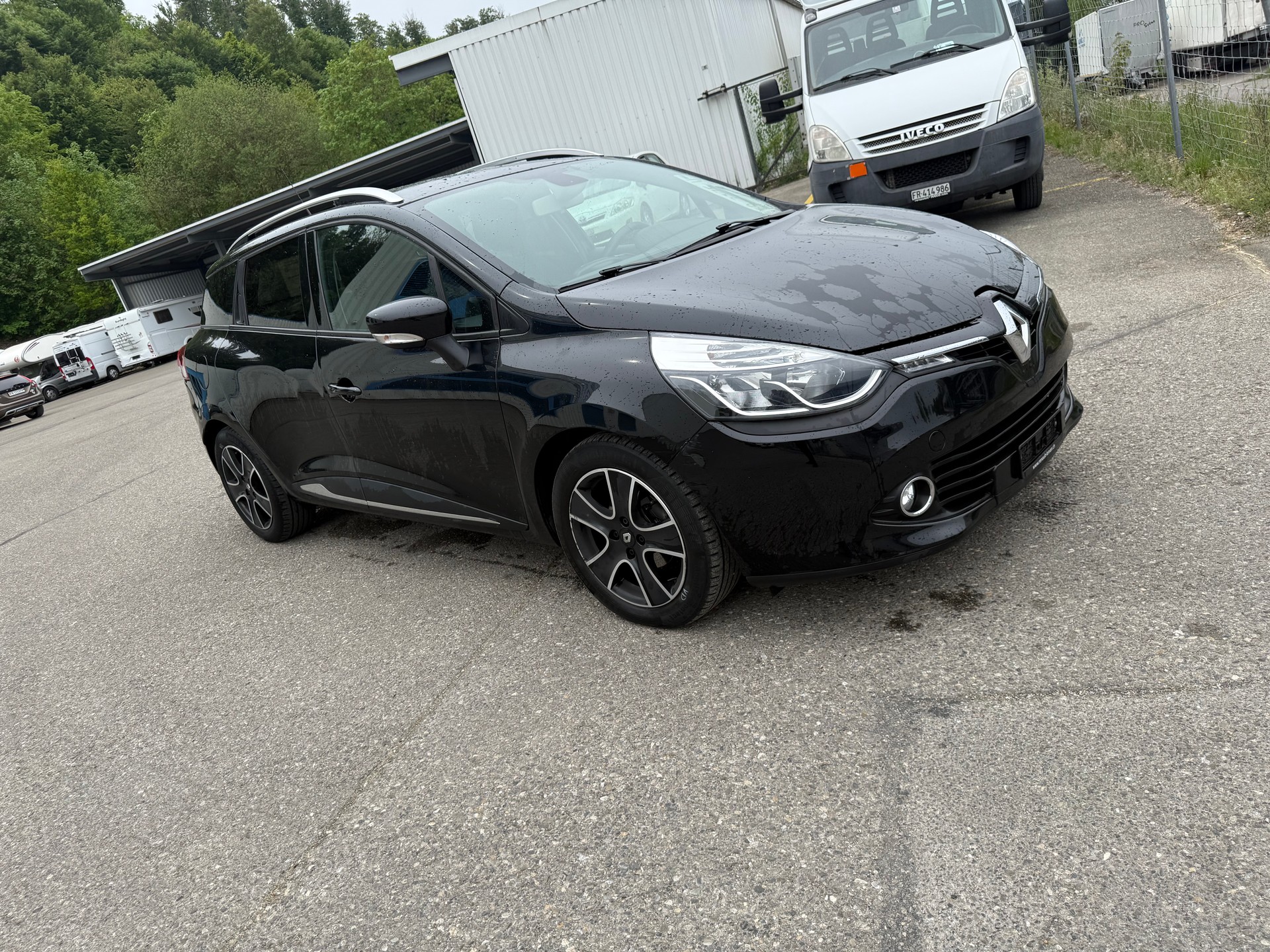 RENAULT Clio Grandtour 1.2 16V T Swiss Edition EDC-image-2