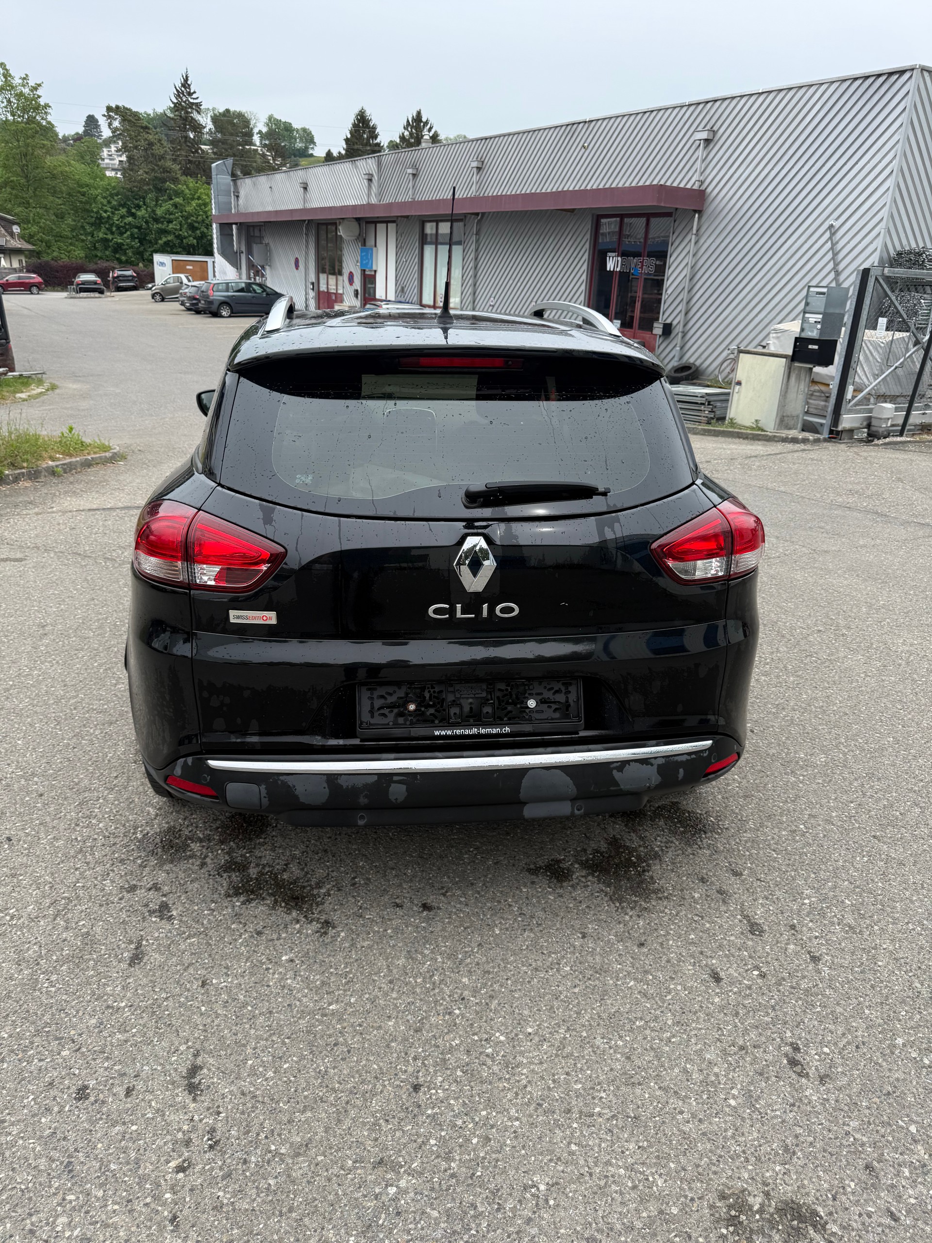RENAULT Clio Grandtour 1.2 16V T Swiss Edition EDC-image-4