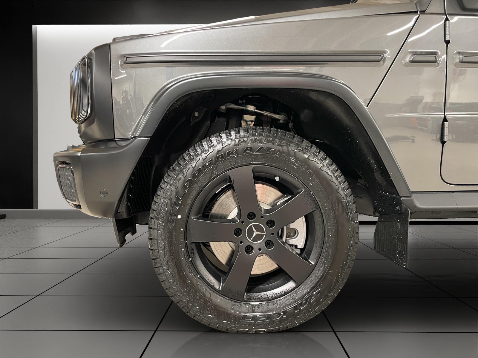 MERCEDES-BENZ G 450d 9G-Tronic-image-6