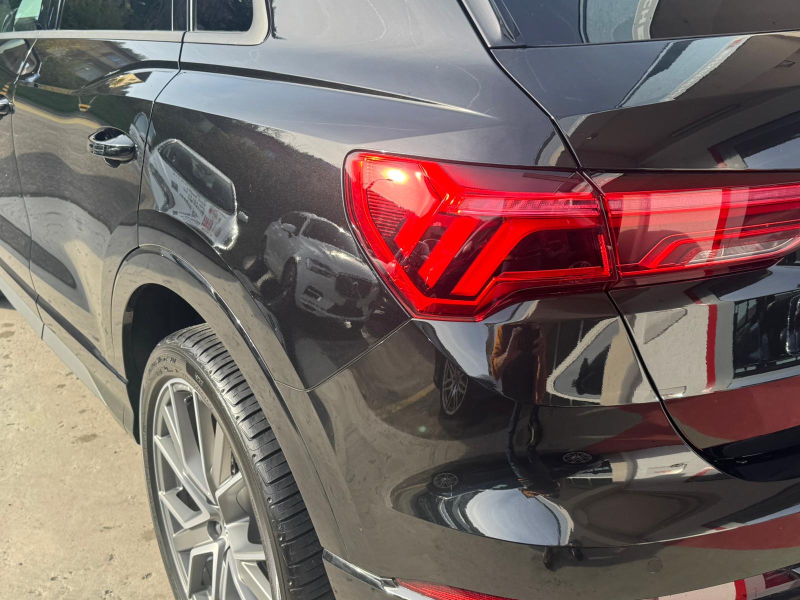 AUDI Q3 S line quattro S-tronic 2.0TDI 190PS-image-11
