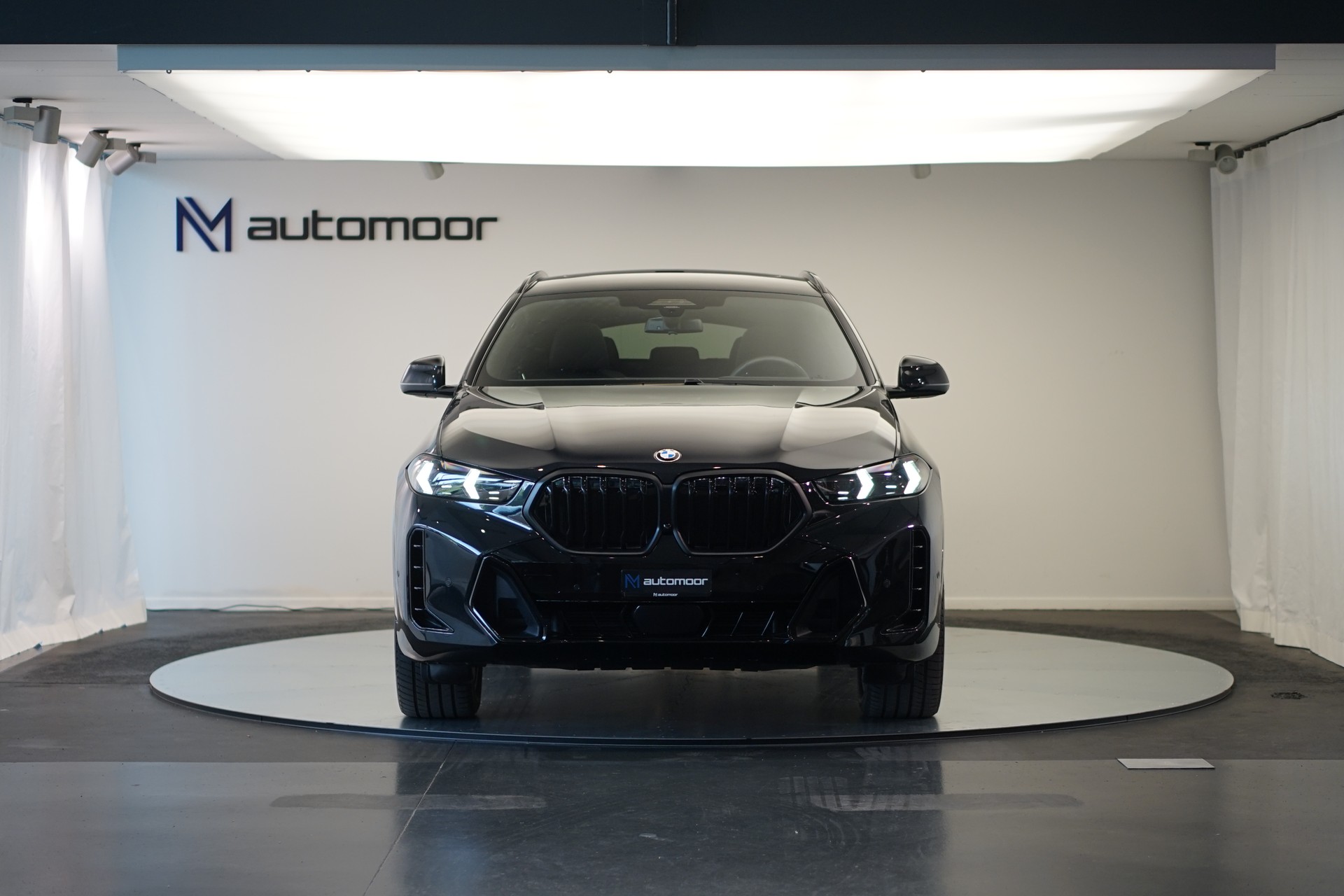 BMW X6 xDrive 48V 40d M Sport Pro Steptronic *Panorama* *AHK* *Standheizung*-showroom-element-1