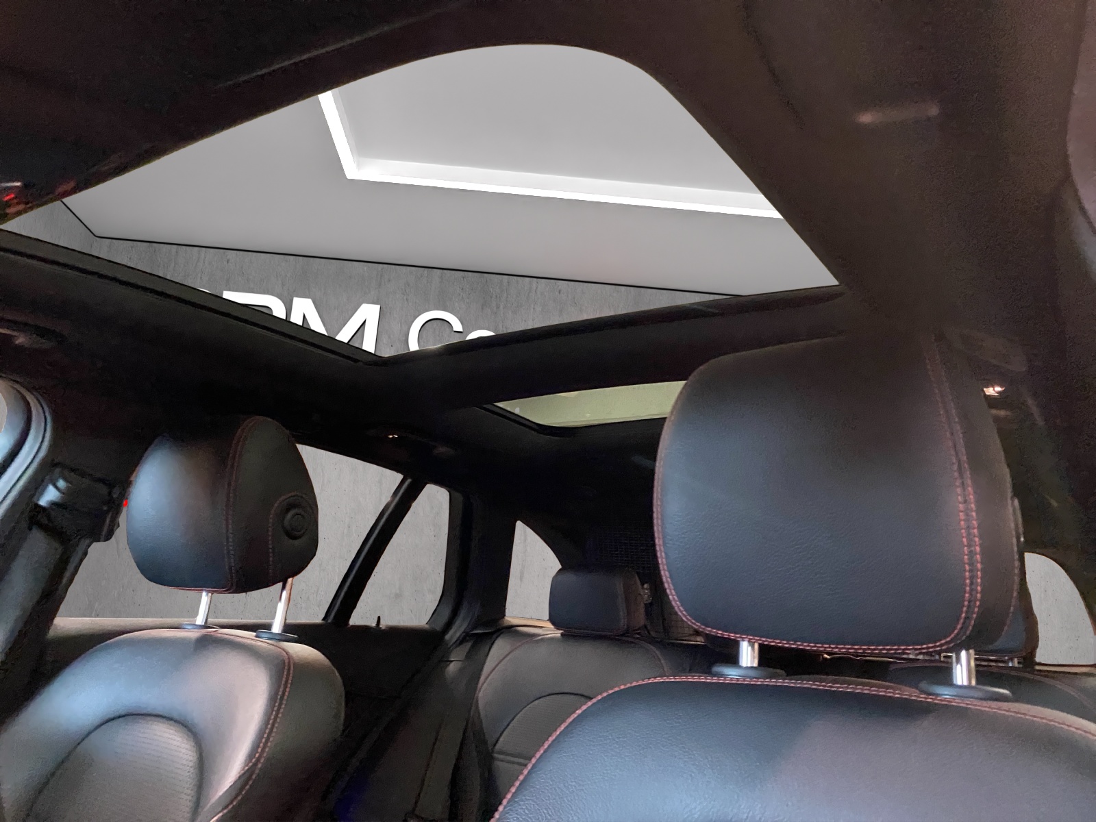 MERCEDES-BENZ C 43 AMG 4Matic 9G-Tronic-image-14