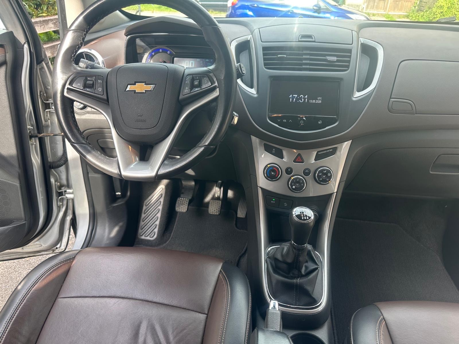CHEVROLET Trax 1.7 VCDi LTZ 4WD-image-7