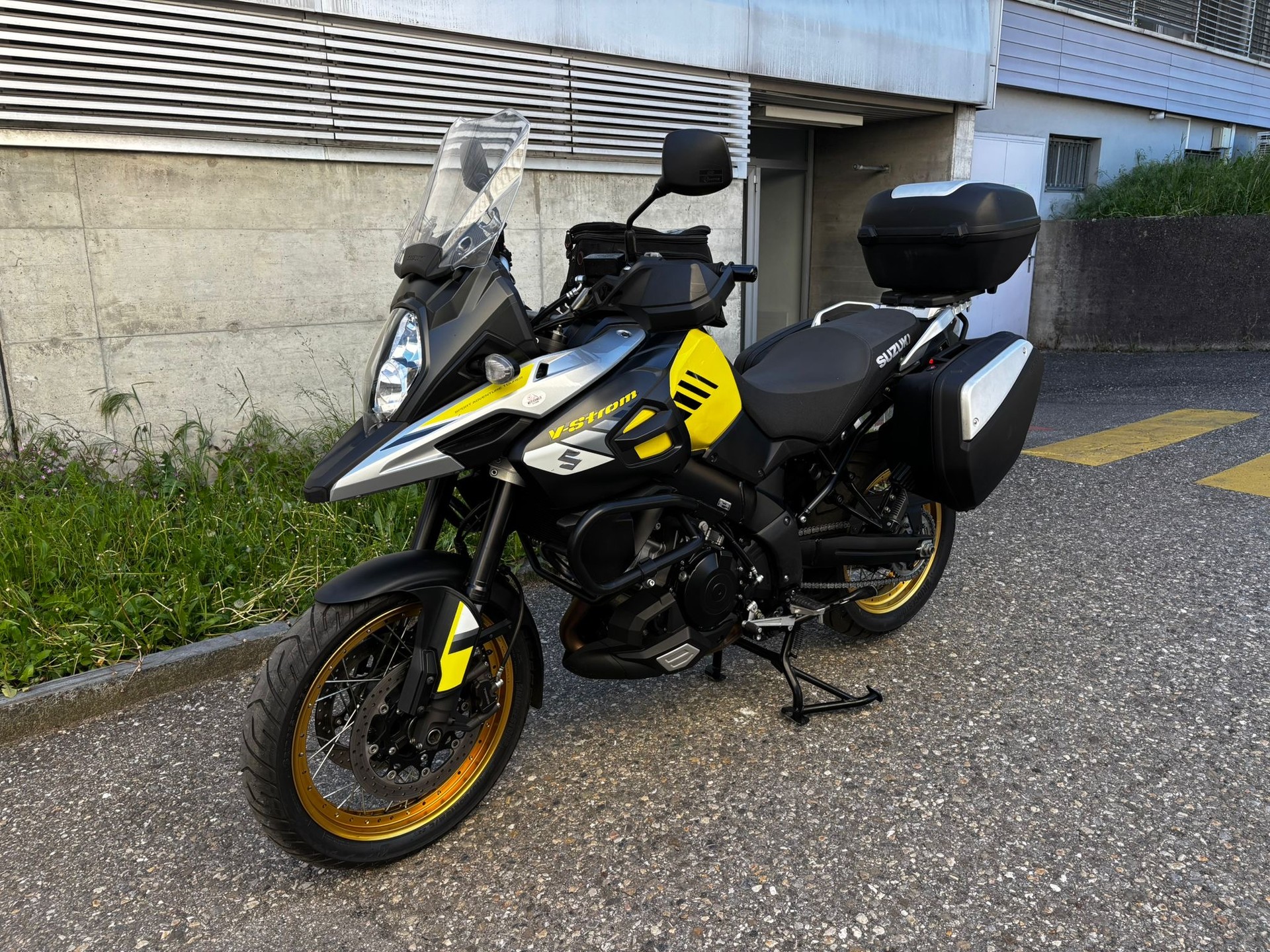 SUZUKI DL 1000 XA Xplorer ABS L8-image-2