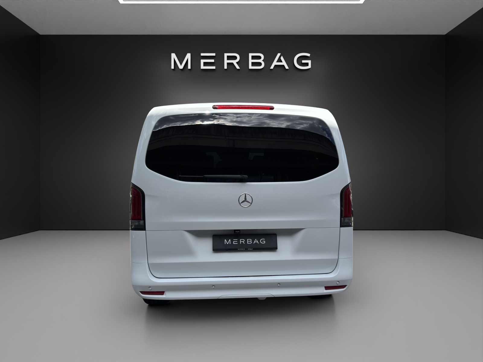 MERCEDES-BENZ Vito 119 CDI Lang Tourer 9G-Tronic 4M Select-image-4