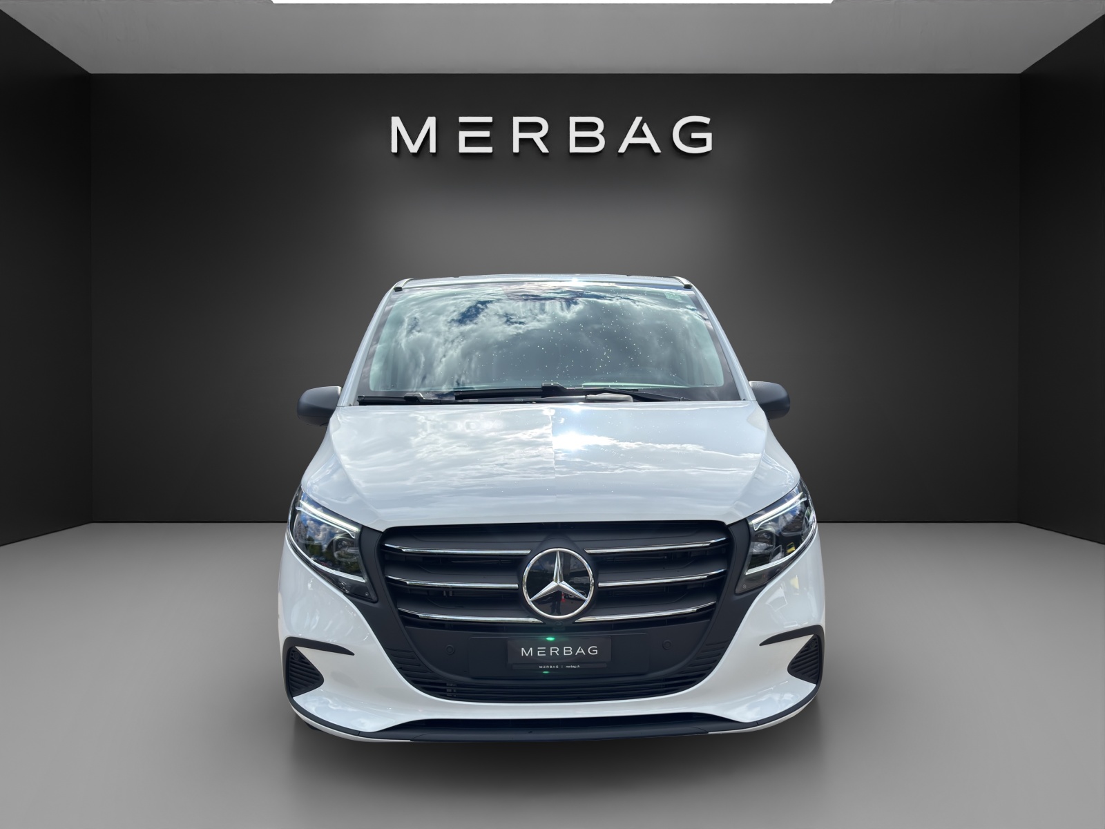MERCEDES-BENZ Vito 119 CDI Lang Tourer 9G-Tronic 4M Select-image-1