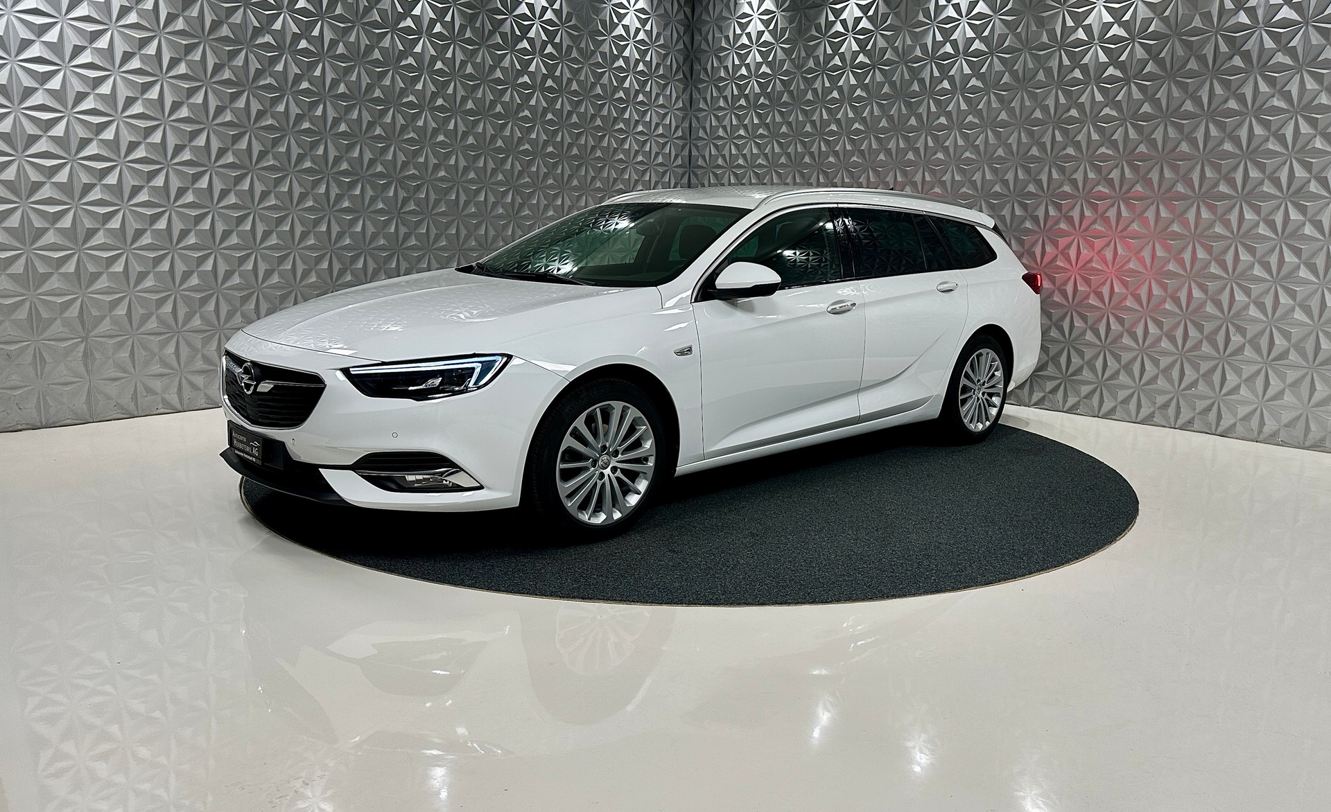 OPEL Insignia 1.6 CDTI Sports Tourer Edition Automatic