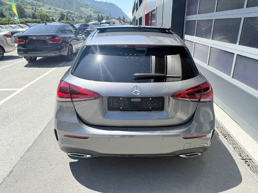 MERCEDES-BENZ A 250 AMG Line 4m - CH-image-4