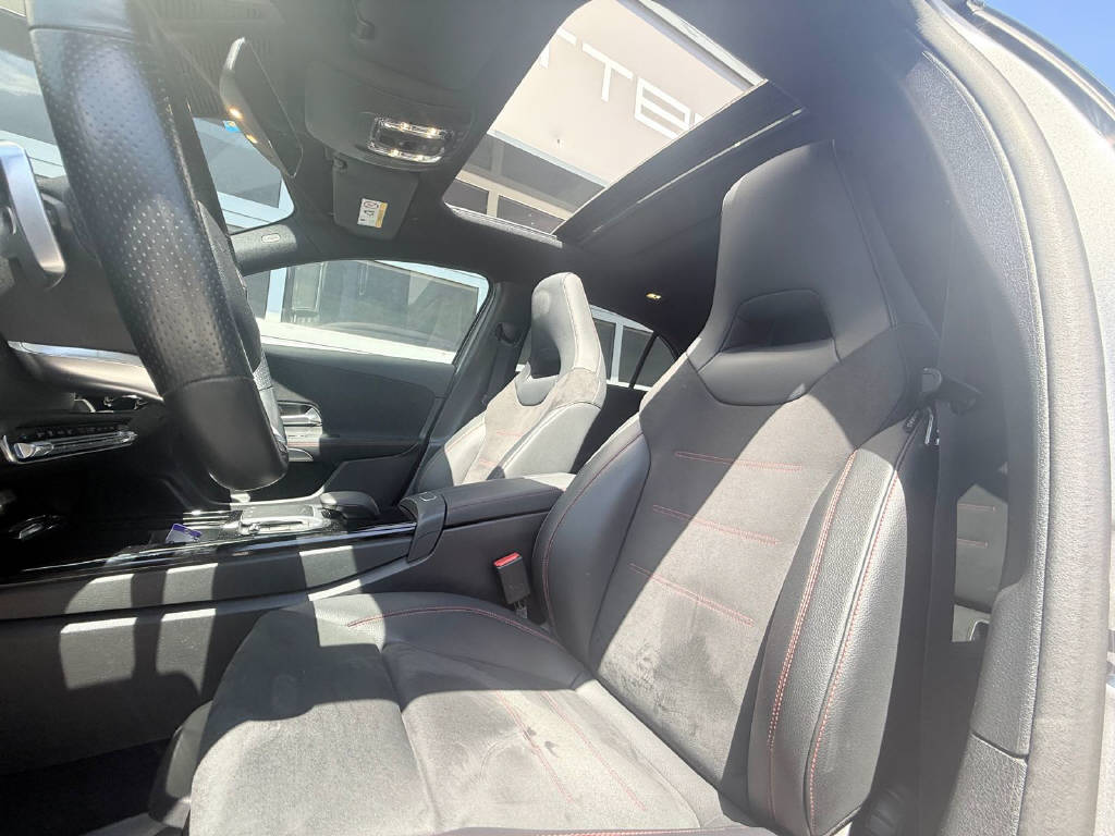 MERCEDES-BENZ A 250 AMG Line 4m - CH-image-9