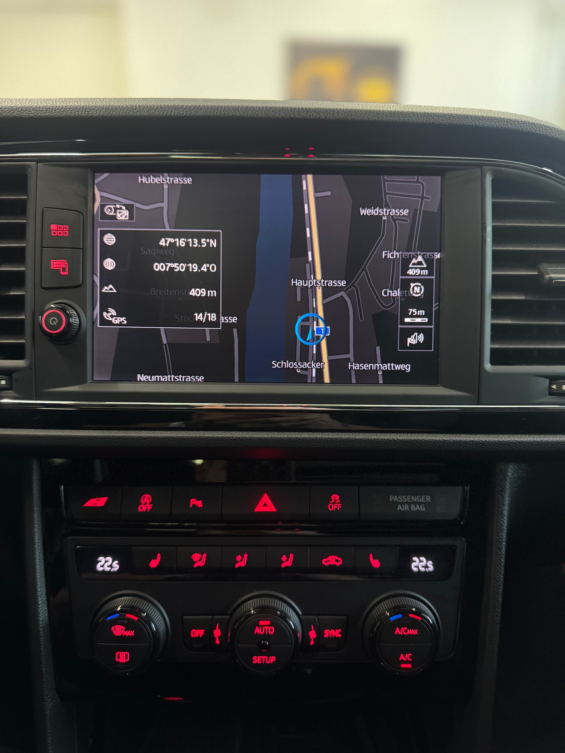 SEAT Leon ST 2.0 TSI Cupra 300 4 Drive DSG*CH-Fahrzeug*-image-19