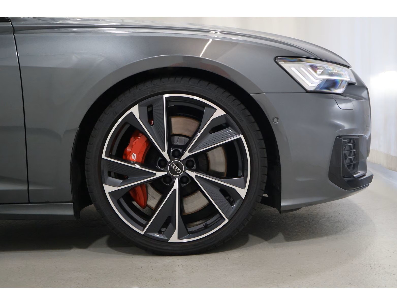 AUDI S6 Avant 3.0 TDI quattro tiptronic-showroom-element-1