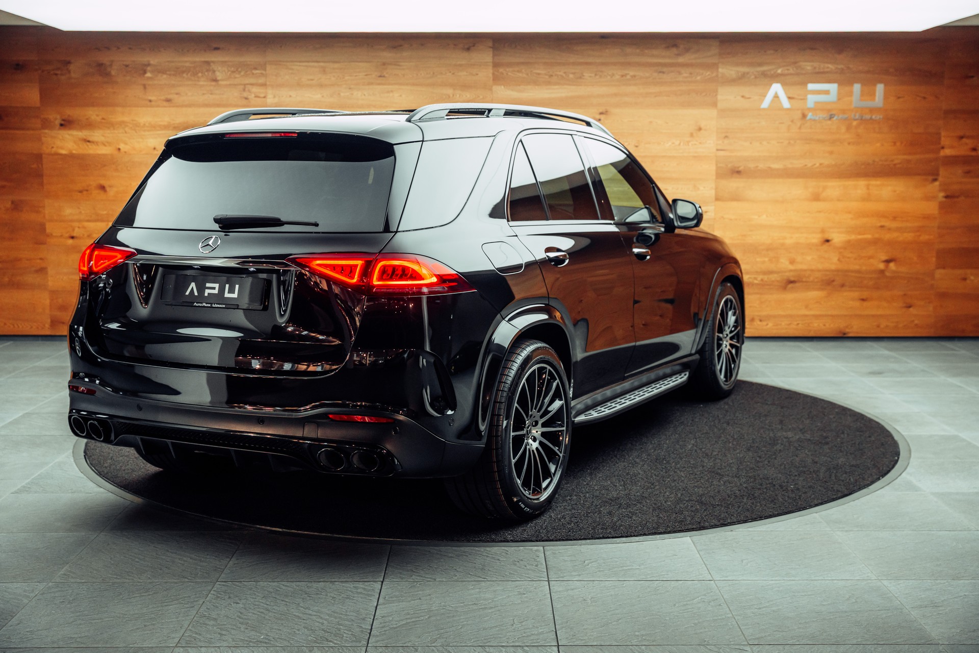 MERCEDES-BENZ GLE 400 d 4Matic AMG Line 9G-Tronic-showroom-element-1