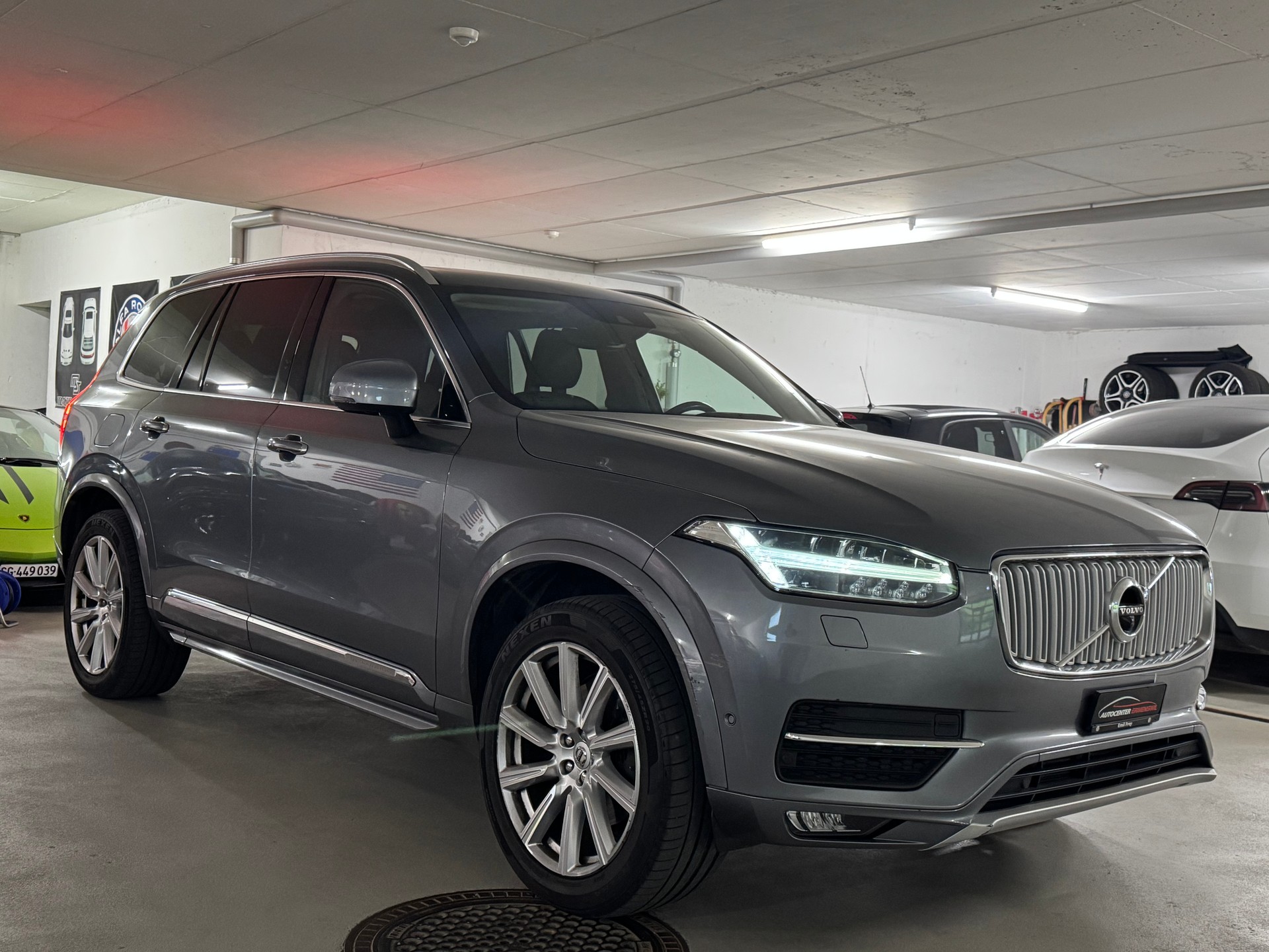 VOLVO XC90 D5 AWD Inscription Geartronic-image-2