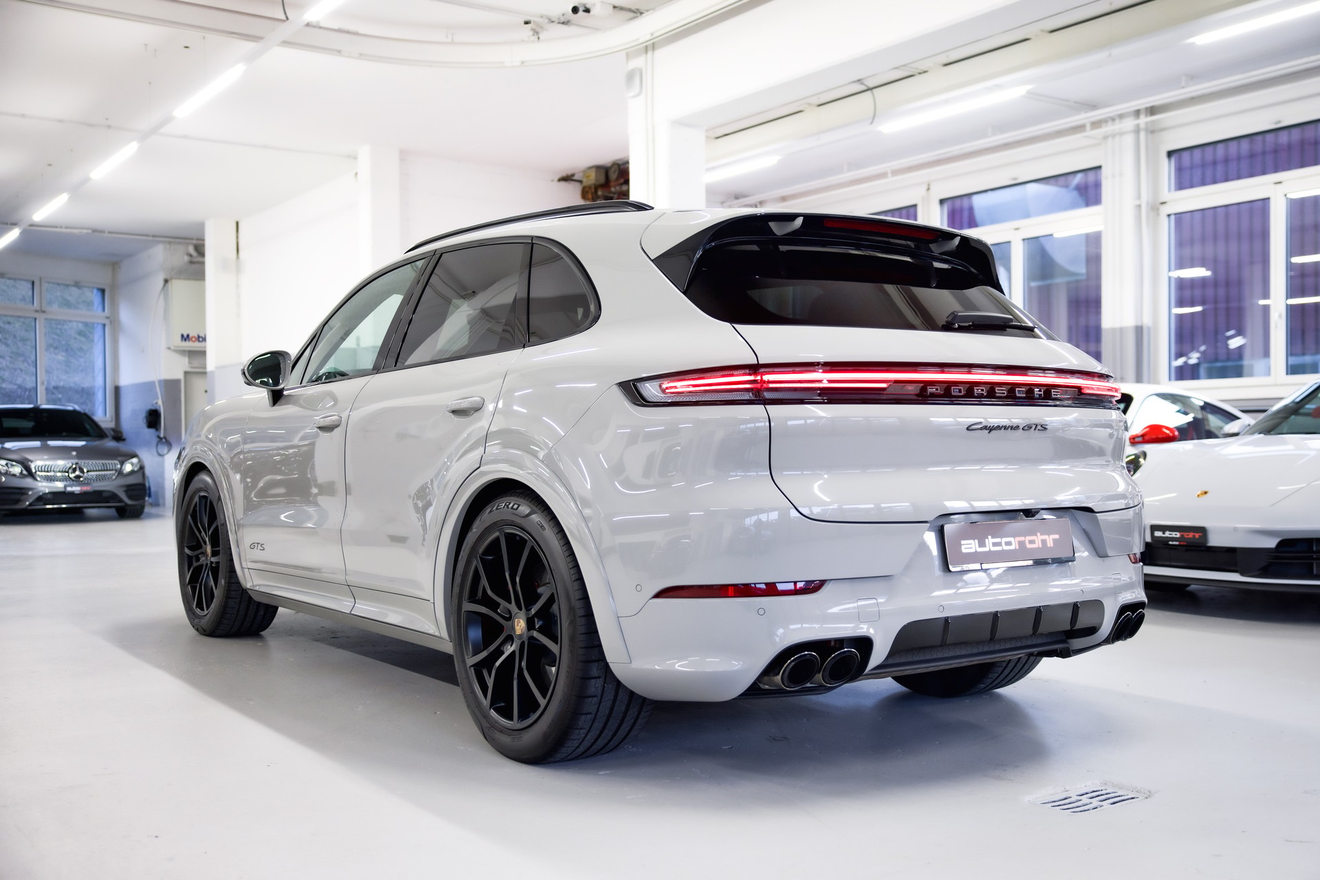 PORSCHE Cayenne GTS Tiptronic-image-6