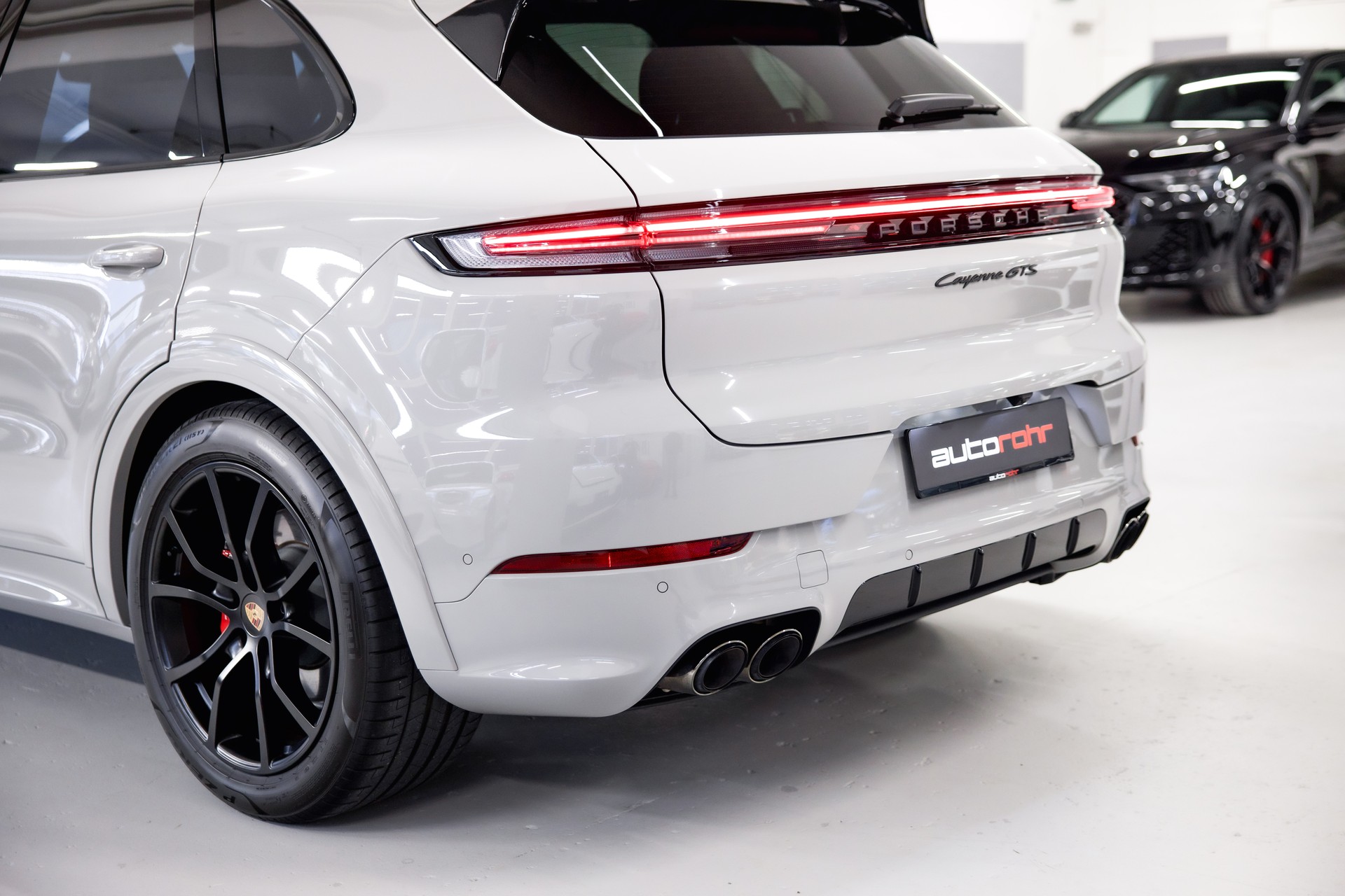 PORSCHE Cayenne GTS Tiptronic-image-13