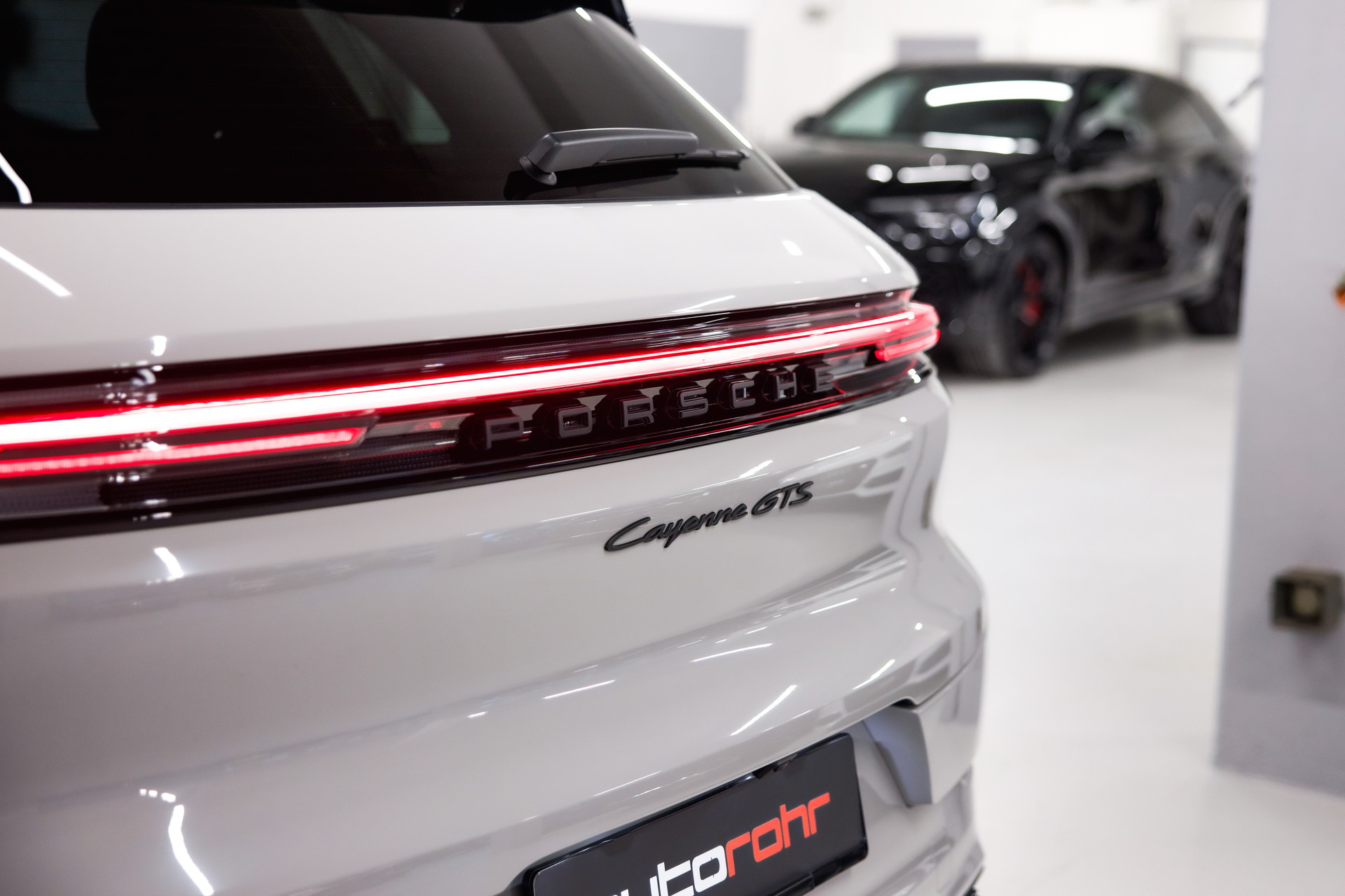 PORSCHE Cayenne GTS Tiptronic-image-14