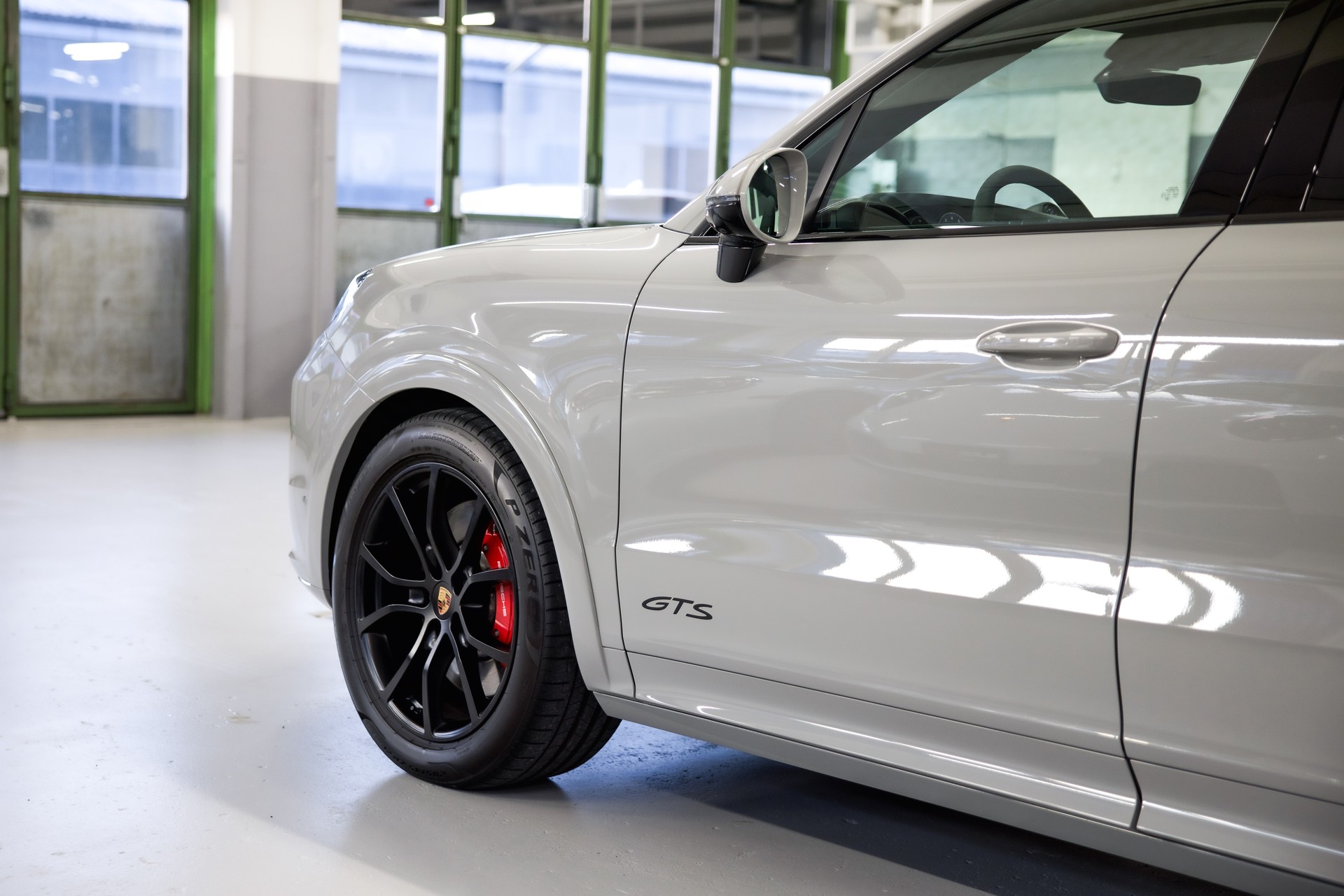 PORSCHE Cayenne GTS Tiptronic-image-16
