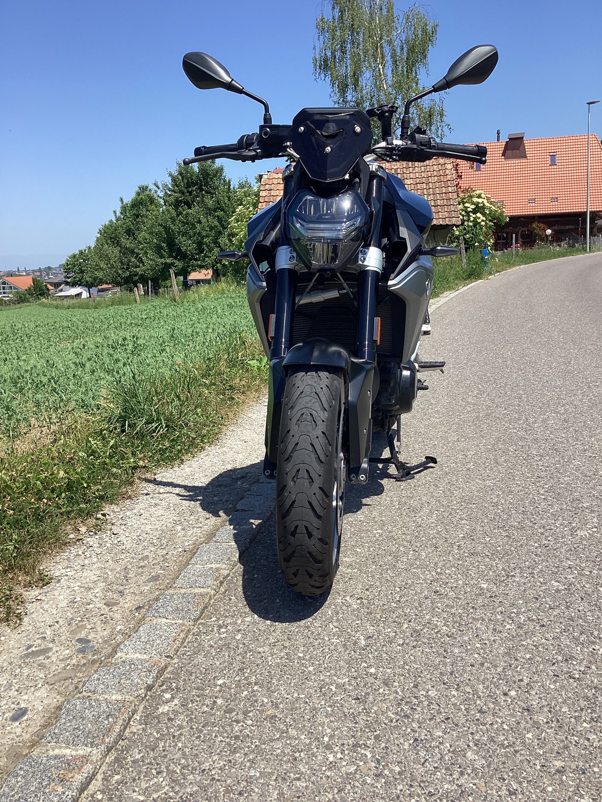 BMW F 900 R ABS-image-1
