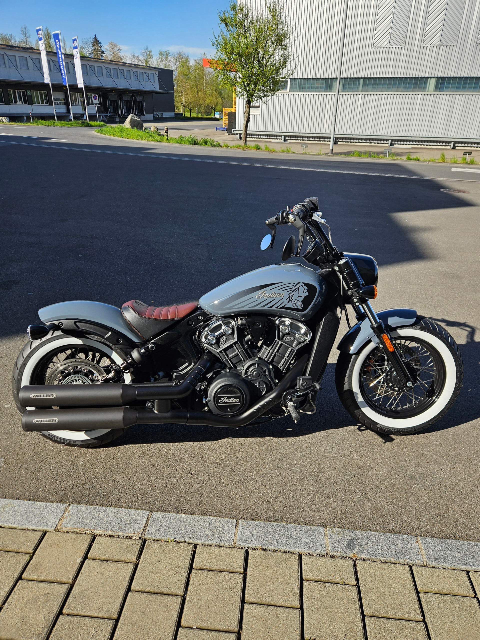 INDIAN Scout Bobber Twenty-image-0
