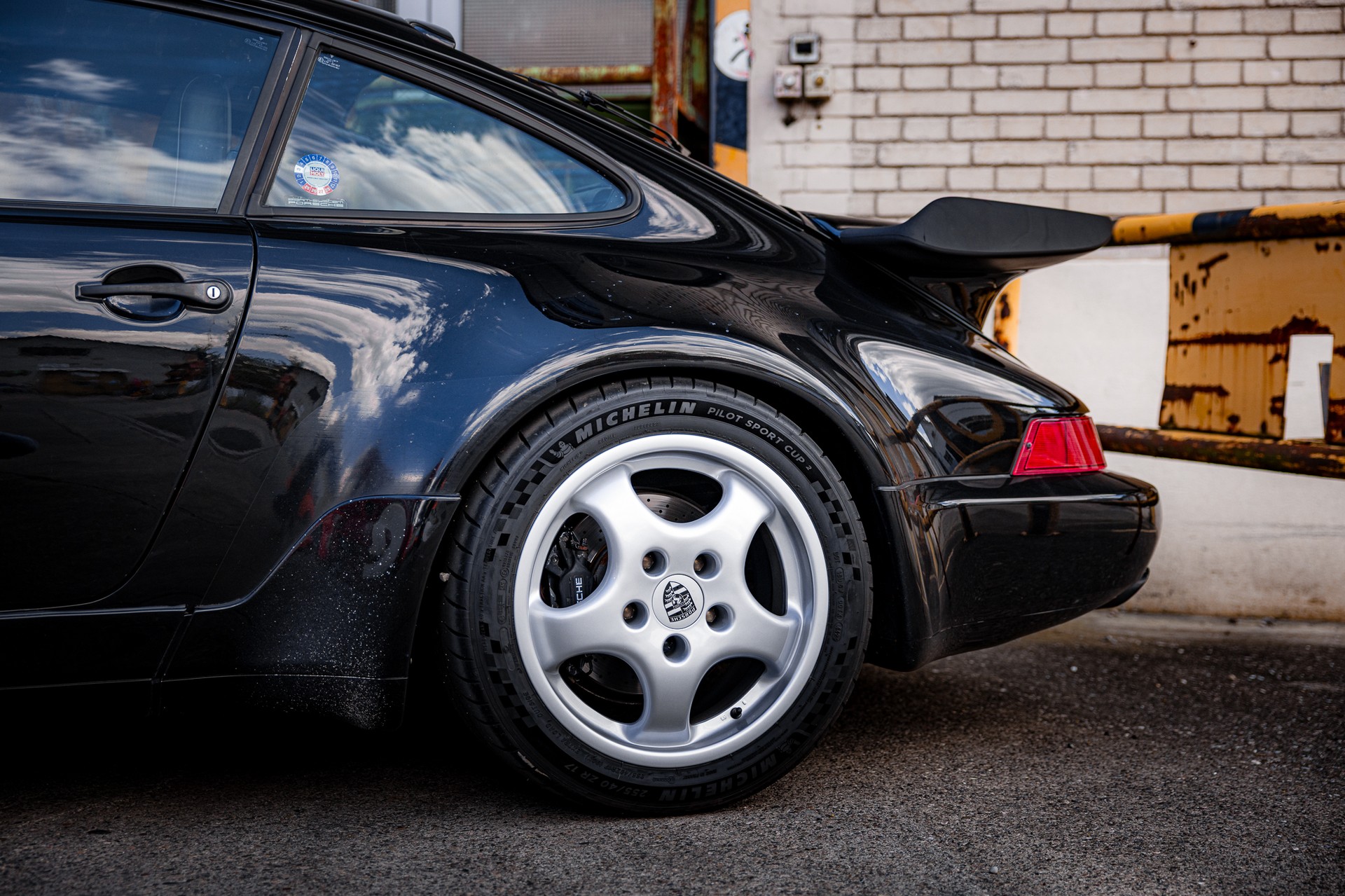 PORSCHE Turbo-image-4