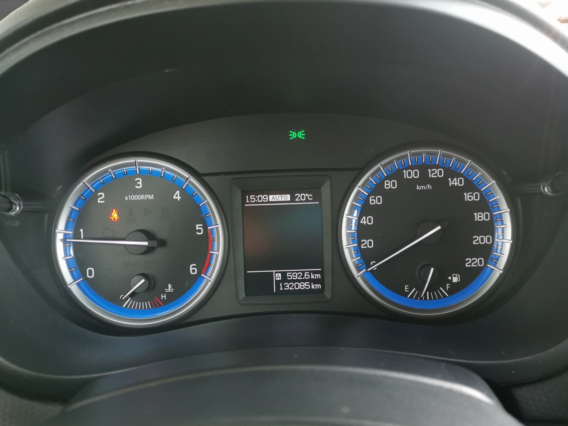 SUZUKI SX4 S-Cross 1.6 TD Sergio Cellano Top 4WD-image-17
