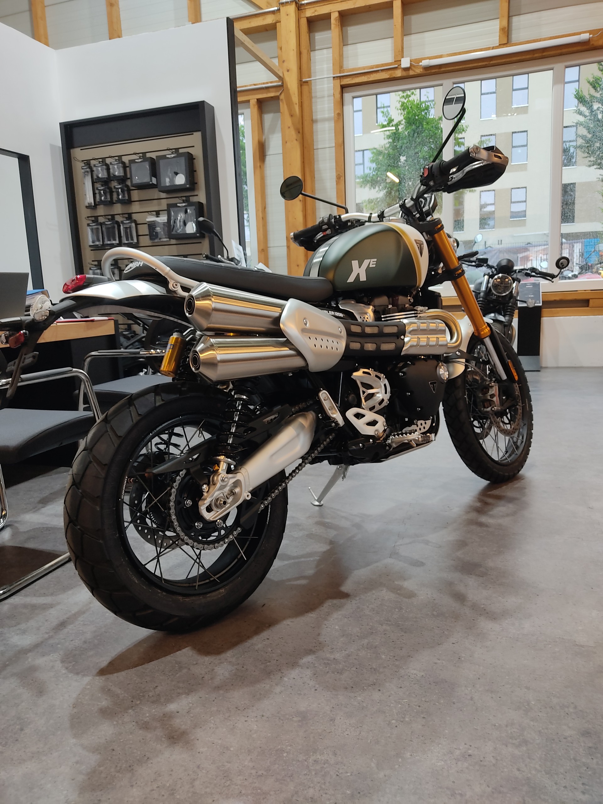 TRIUMPH Scrambler 1200 XE-image-2