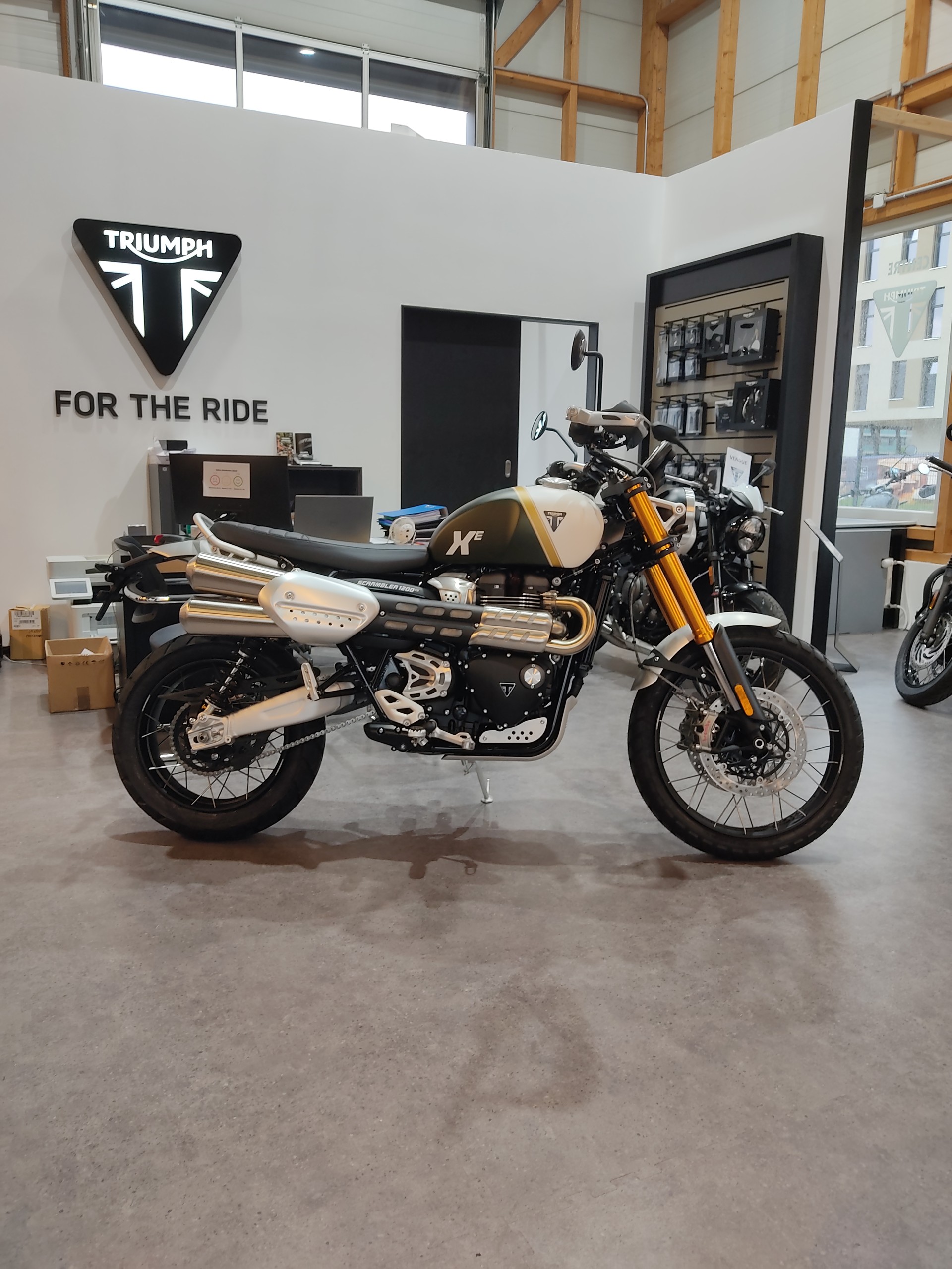 TRIUMPH Scrambler 1200 XE-image-1