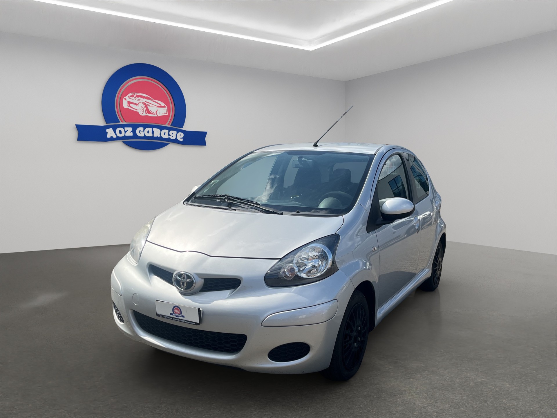 TOYOTA Aygo 1.0 Linea Terra