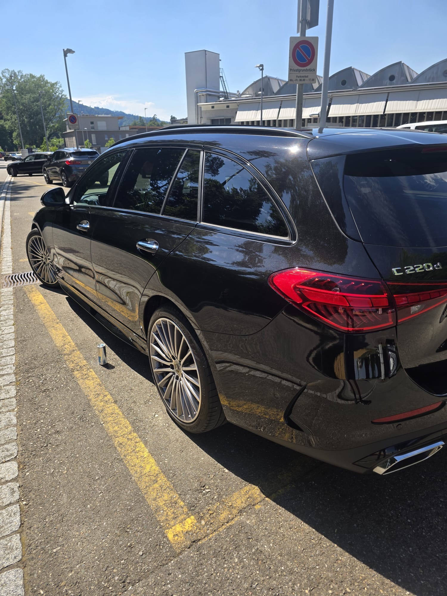 MERCEDES-BENZ C 220 d Swiss Star Avantgarde 4matic-image-1