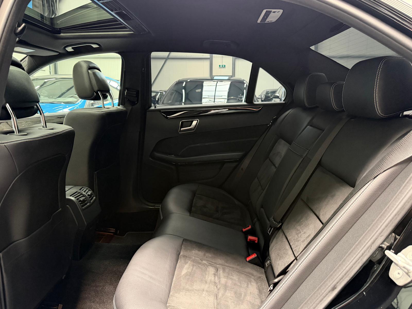 MERCEDES-BENZ E 400 Avantgarde 4Matic 7G-Tronic-image-24